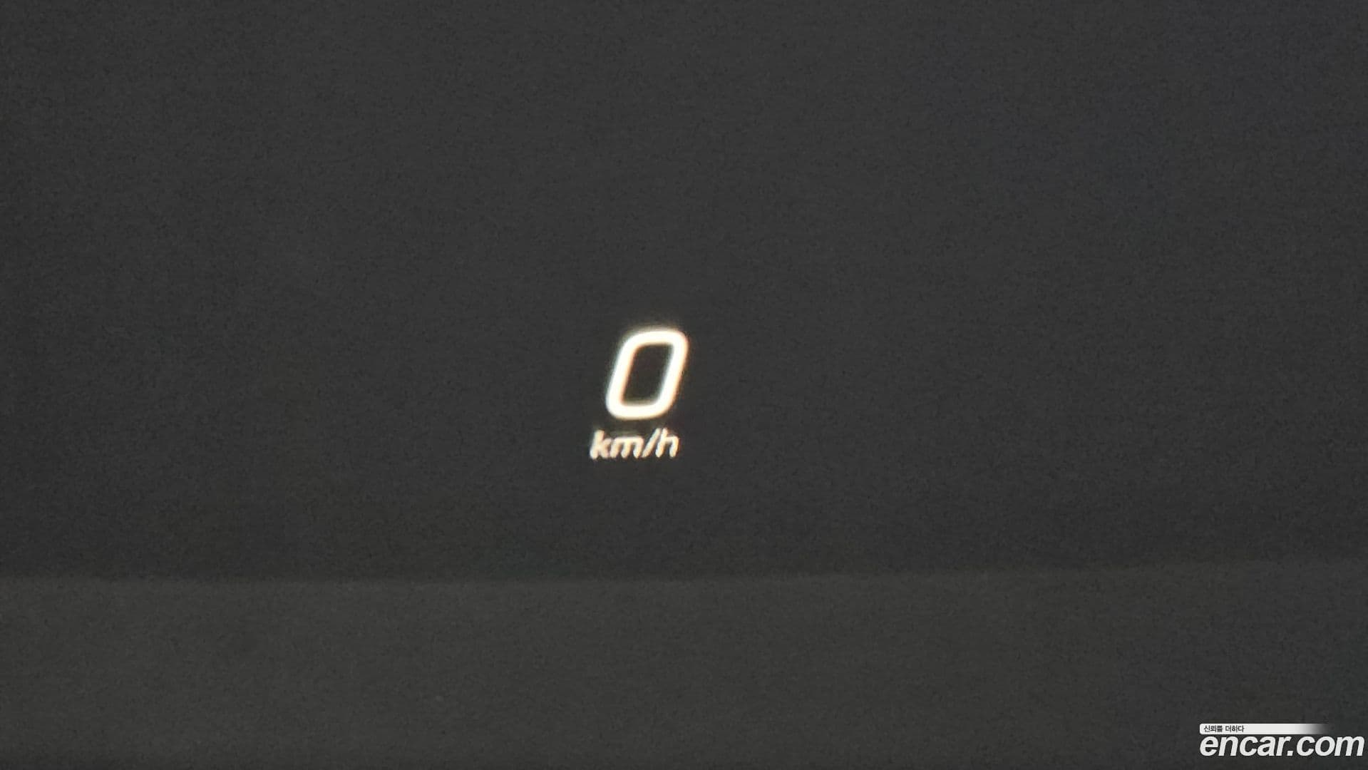 Main__Slider__Photo:C-Class Mercedes-Benz 2023.6-15