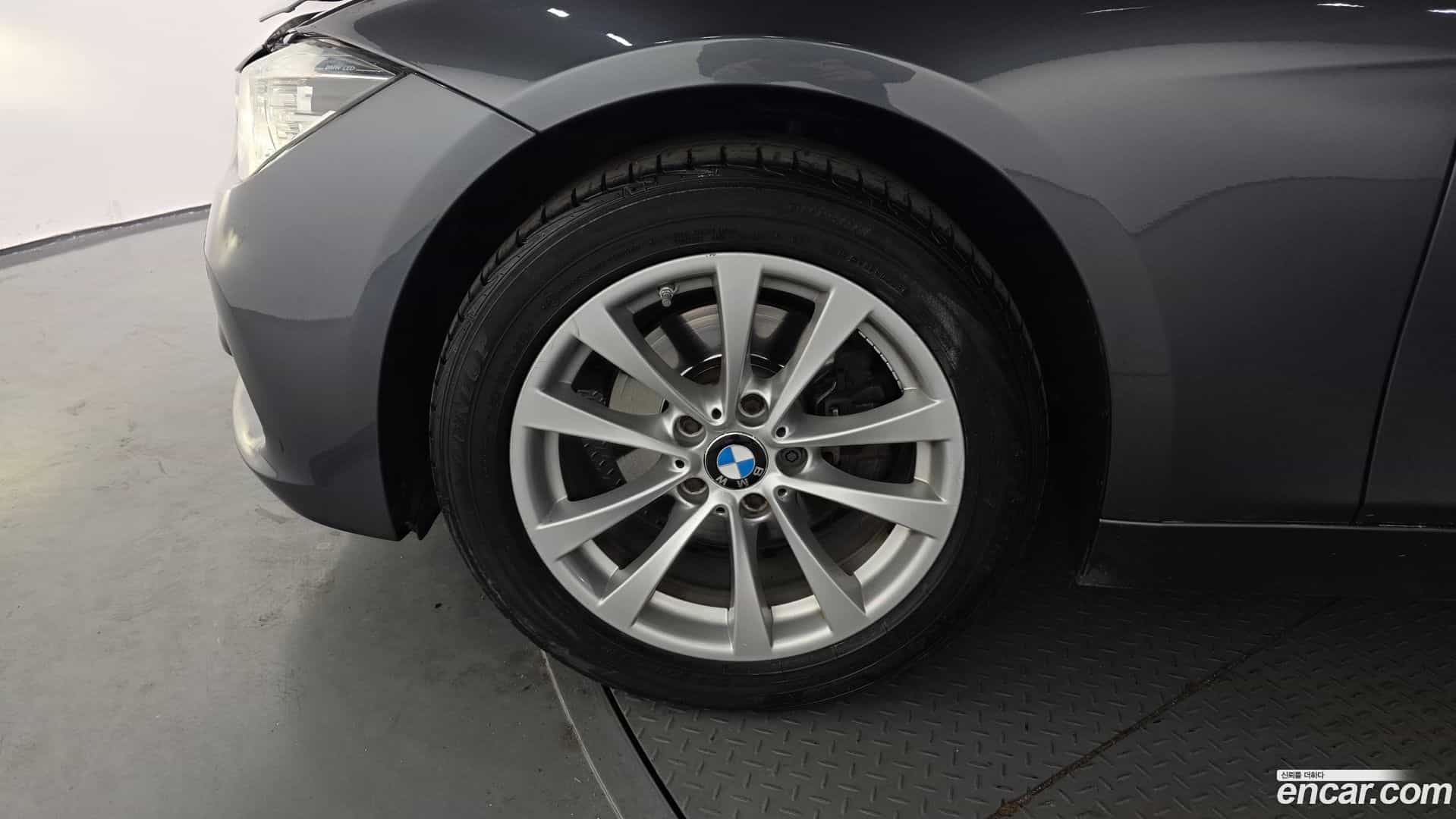 3-Series BMW 2016.8-OUTER-005