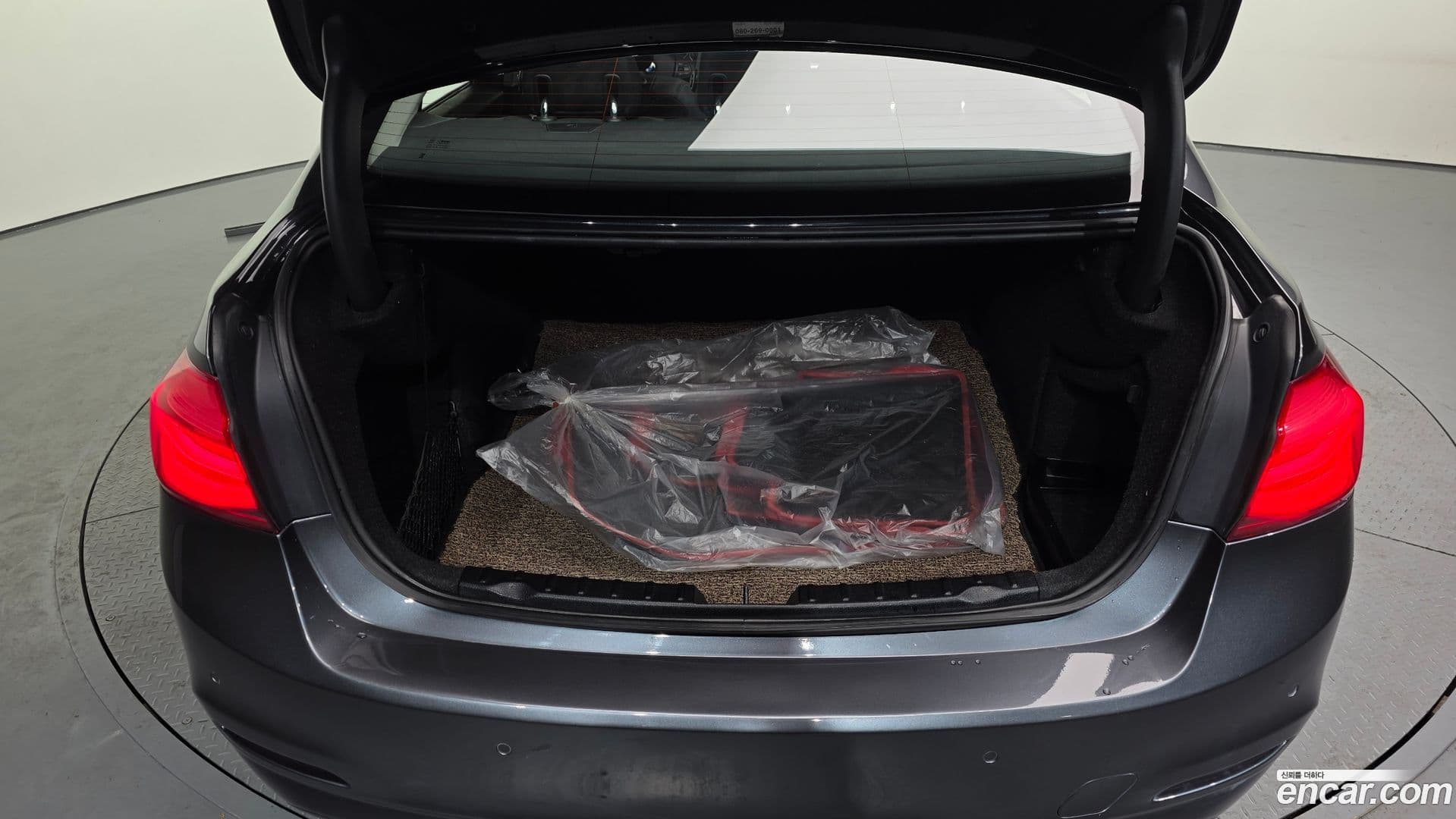 Main__Slider__Photo:3-Series BMW 2016.8-19