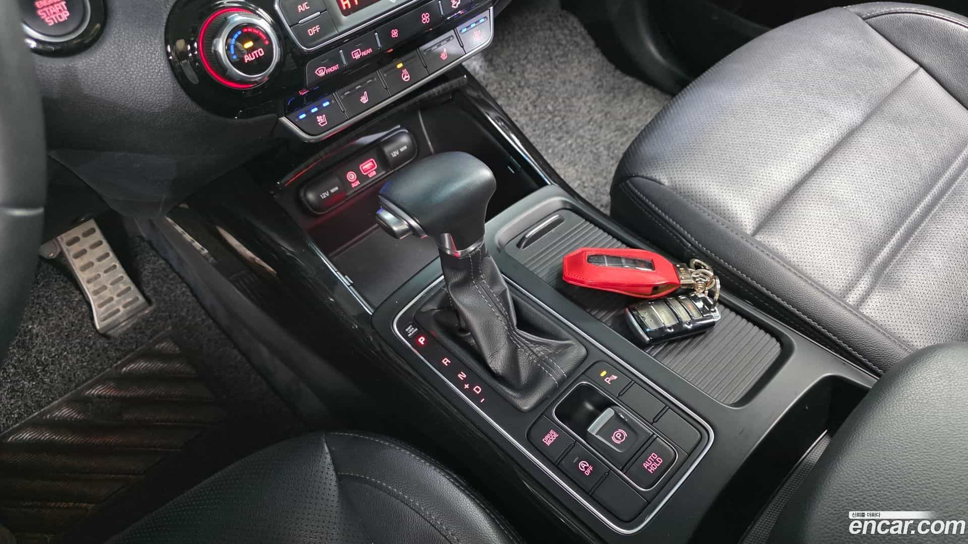 Sorento Kia 2018.6-INNER-009