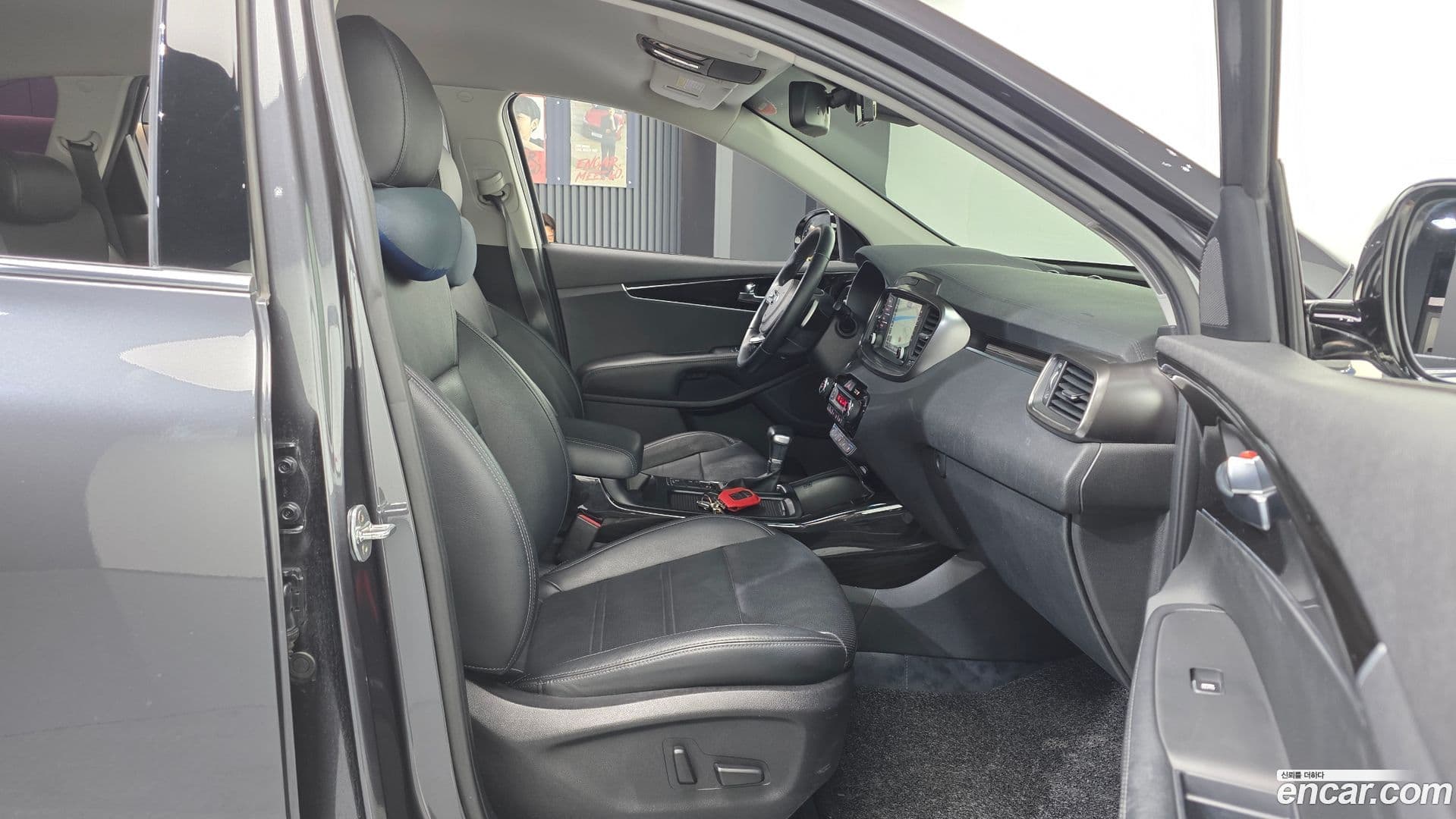 Main__Slider__Photo:Sorento Kia 2018.6-10