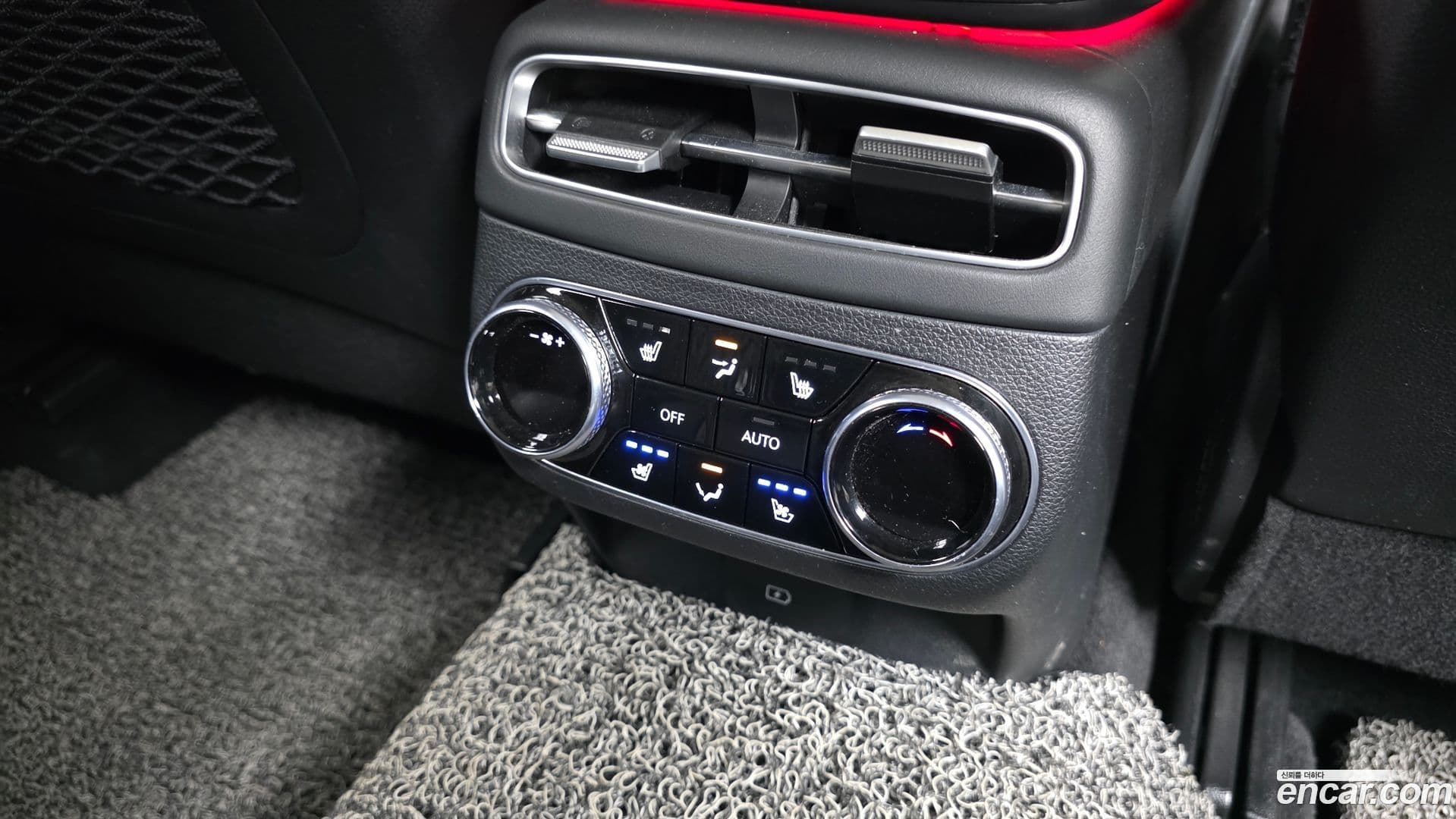 Main__Slider__Photo:GV70 Genesis 2021.1-18