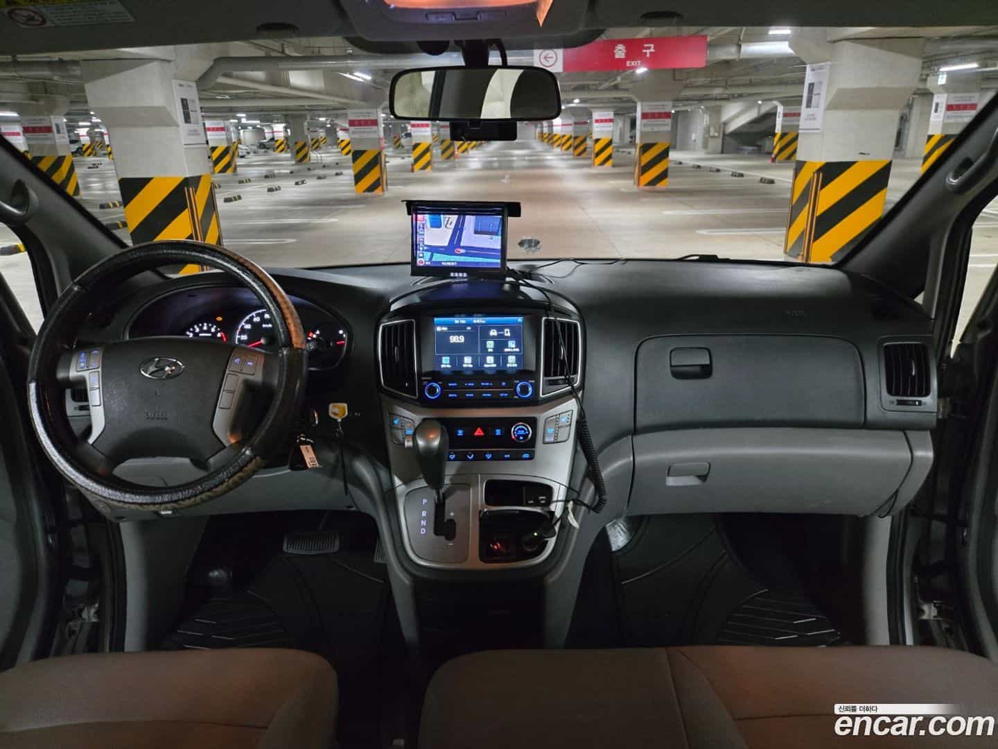 Starex Hyundai 2019.9-INNER-007