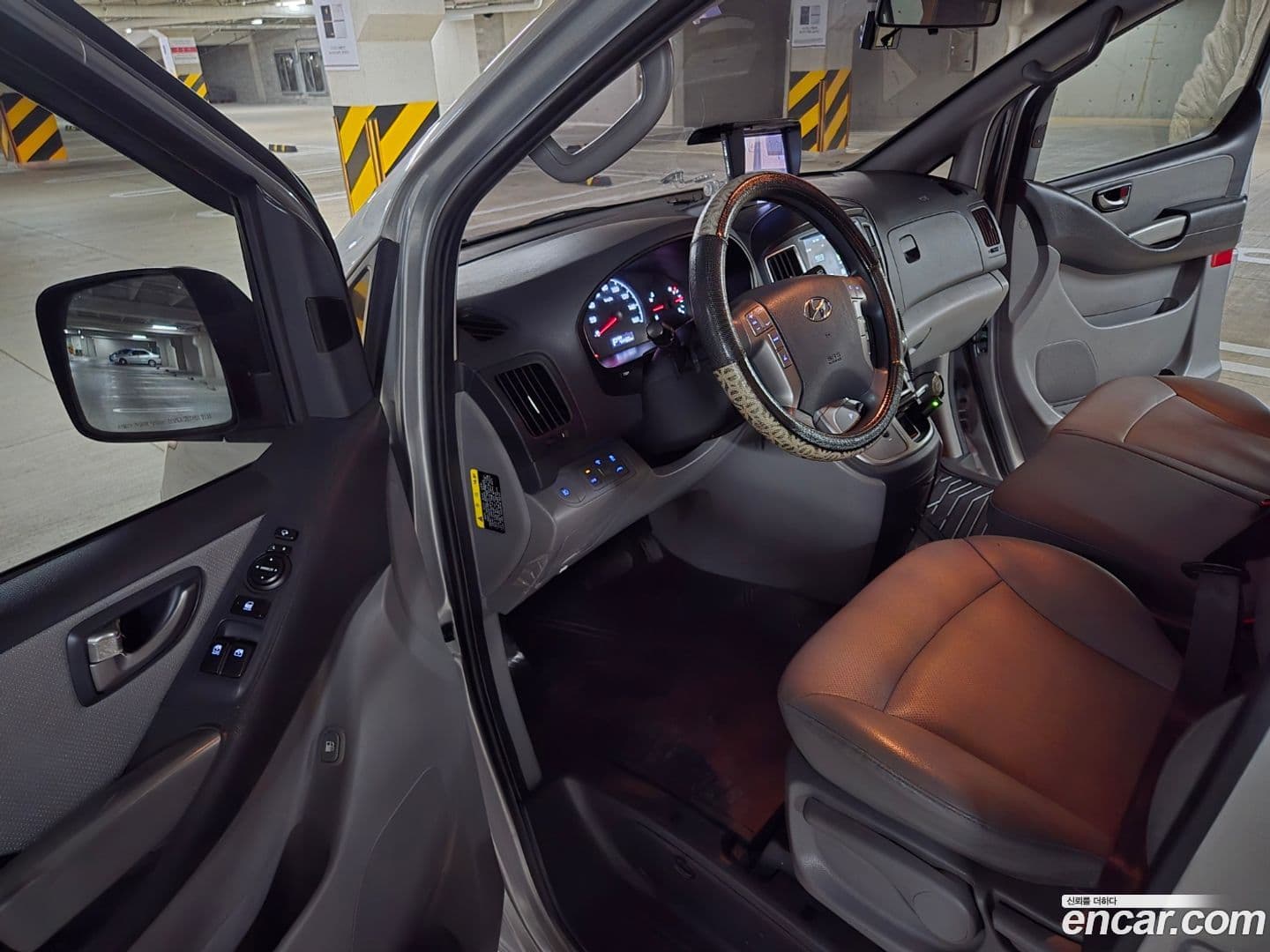 Main__Slider__Photo:Starex Hyundai 2019.9-9