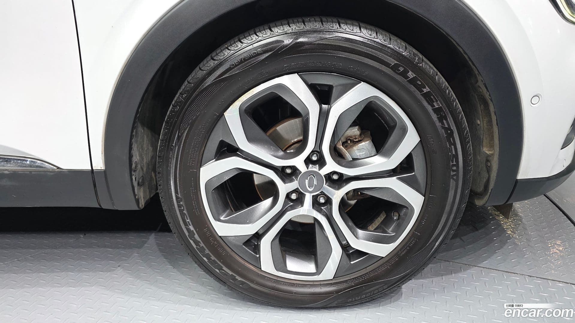 Main__Slider__Photo:XM3 Renault-KoreaSamsung 2020.5-4