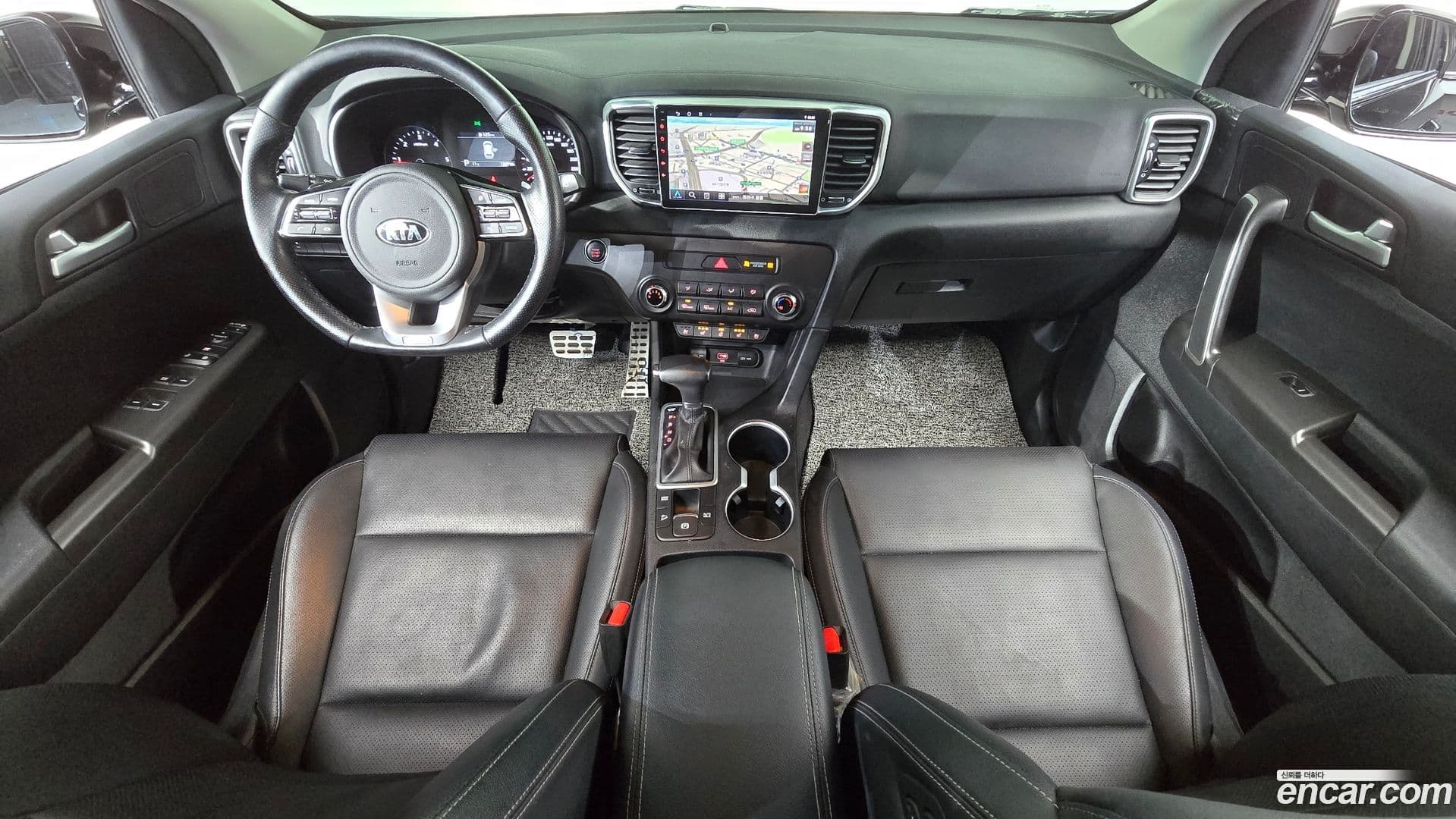 Main__Slider__Photo:Sportage Kia 2021.1-6