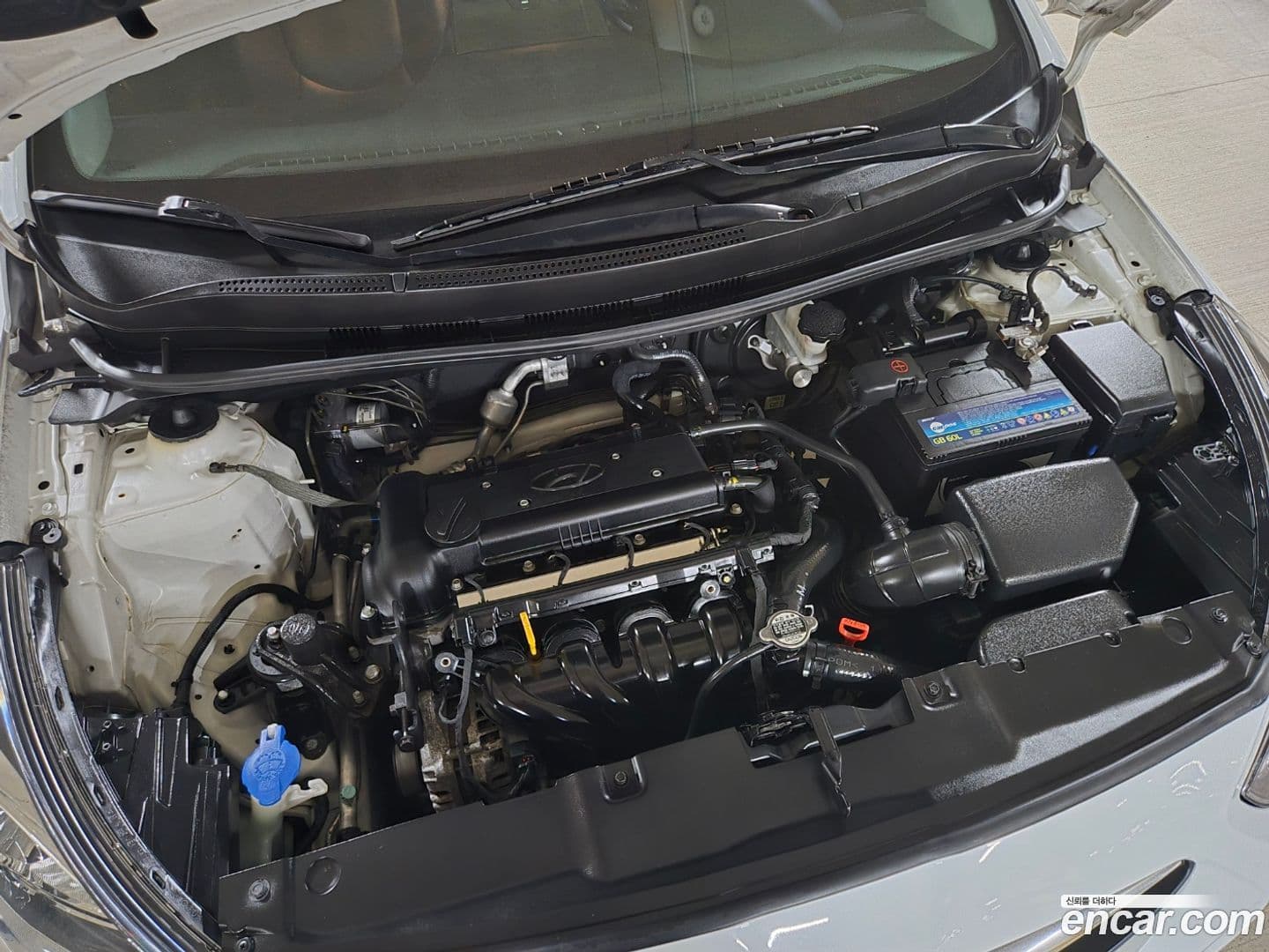 Main__Slider__Photo:Accent Hyundai 2011.6-5