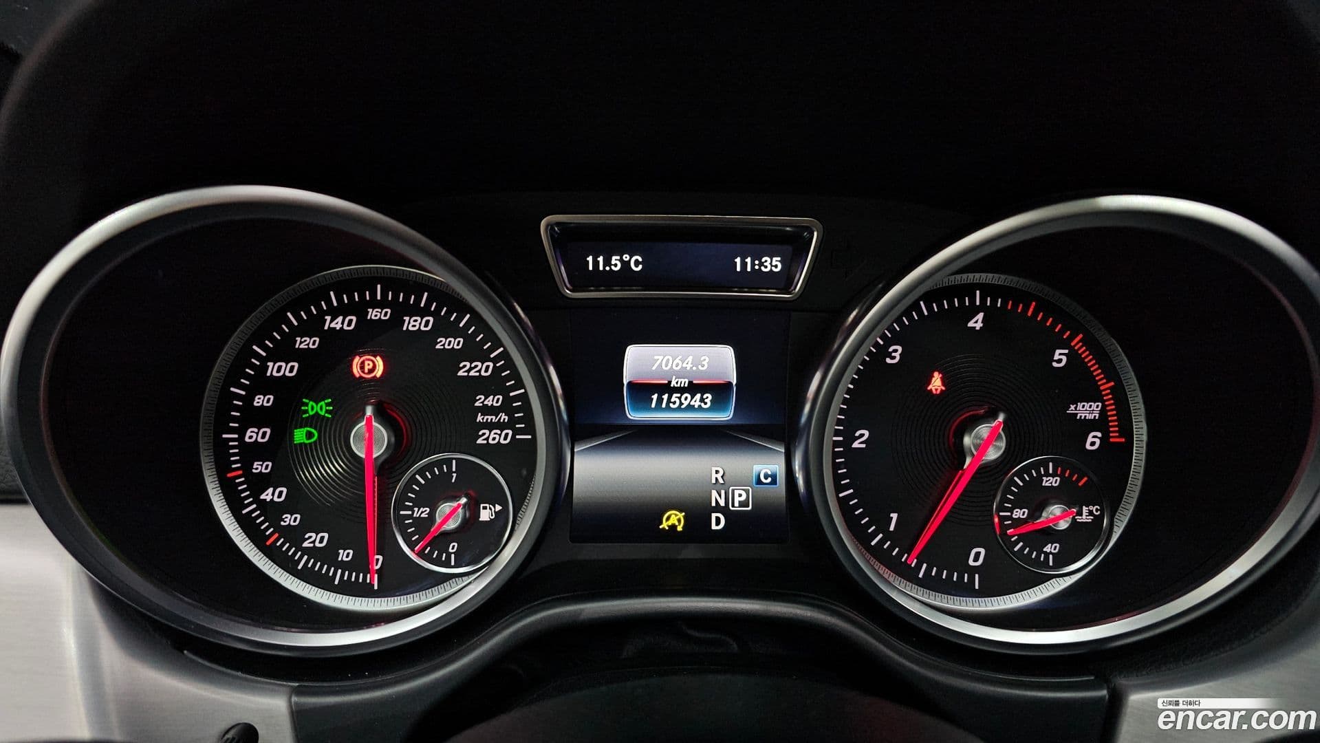 Main__Slider__Photo:GLE-Class Mercedes-Benz 2018.8-7