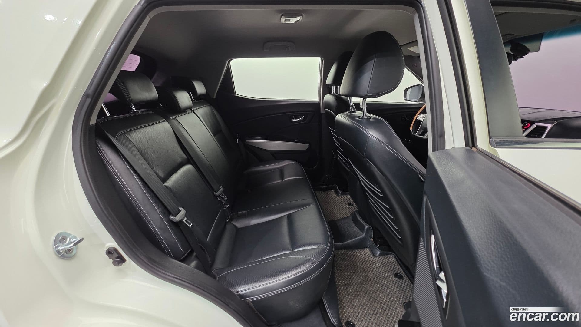 Main__Slider__Photo:TIBOLI KG_Mobility_Ssangyong 2016.1-18