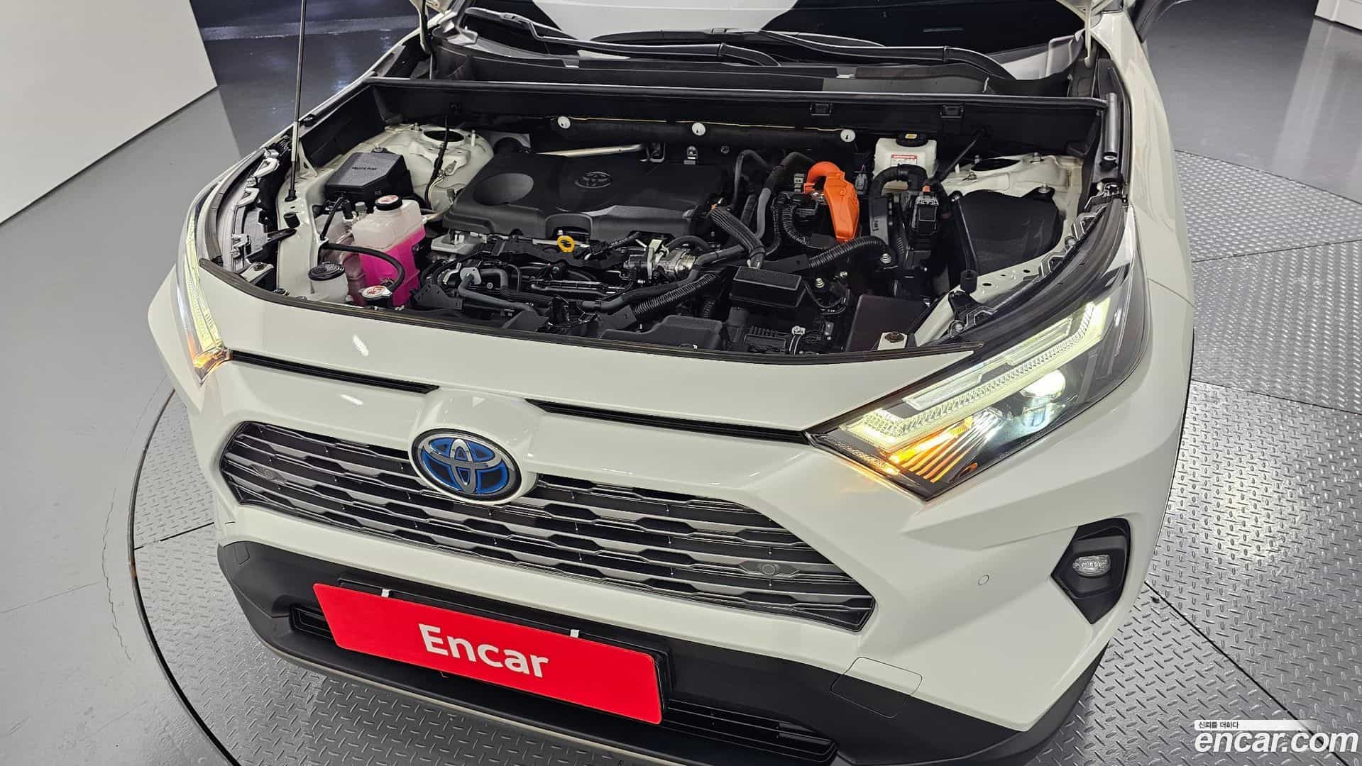 RAV4 Toyota 2022.10-INNER-006