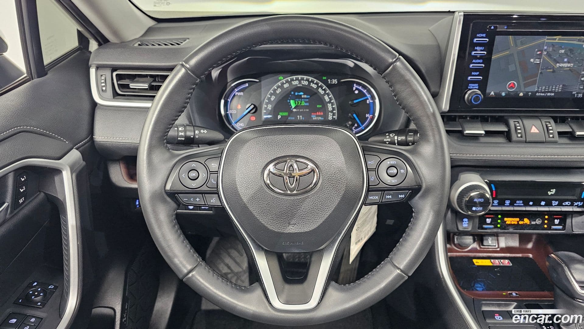 Main__Slider__Photo:RAV4 Toyota 2022.10-12