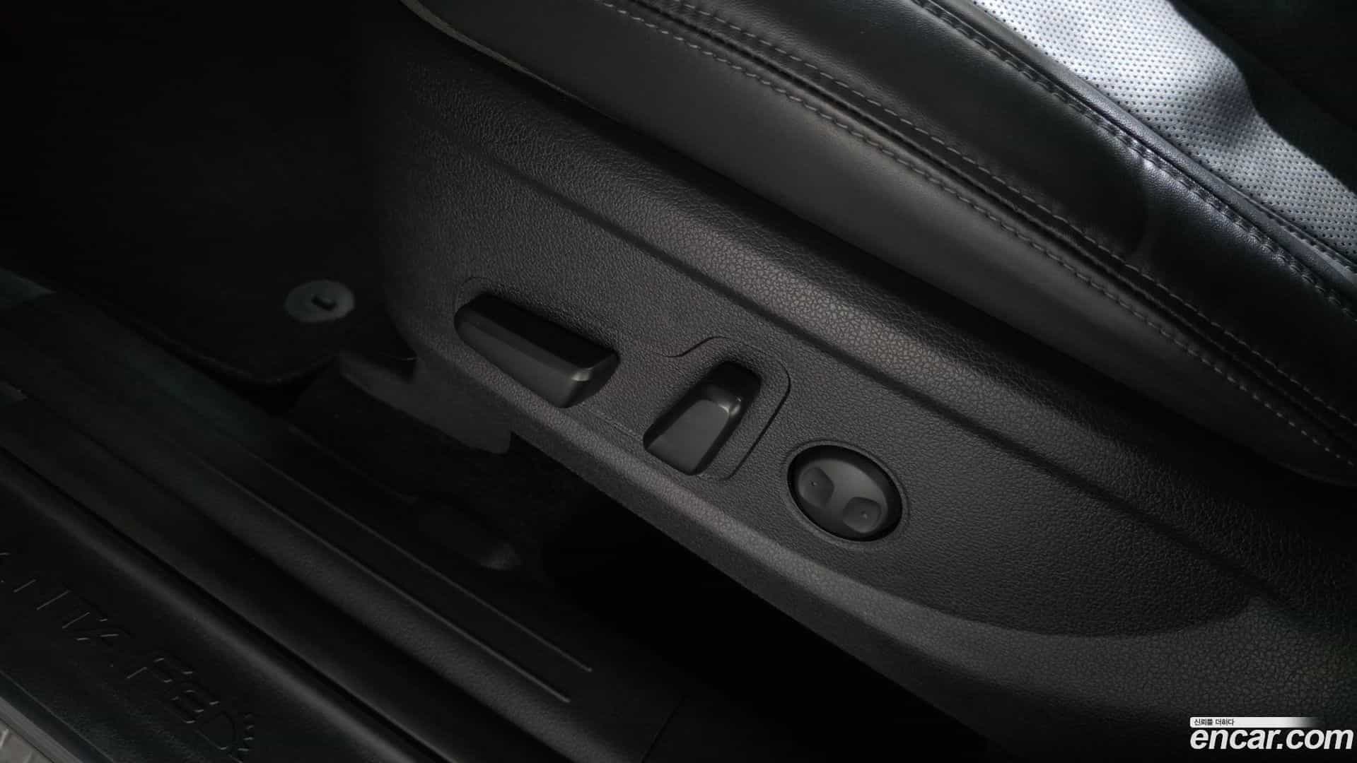 Santafe Hyundai 2021.2-OPTION-020