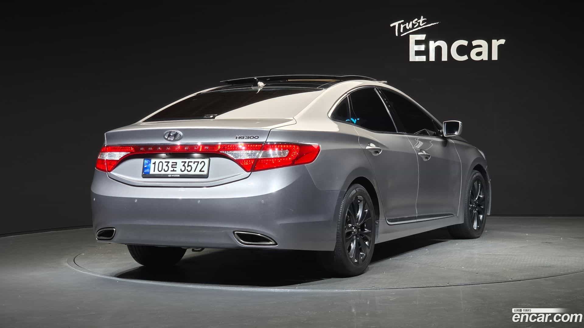 Grandeur Hyundai 2011.2-OUTER-002