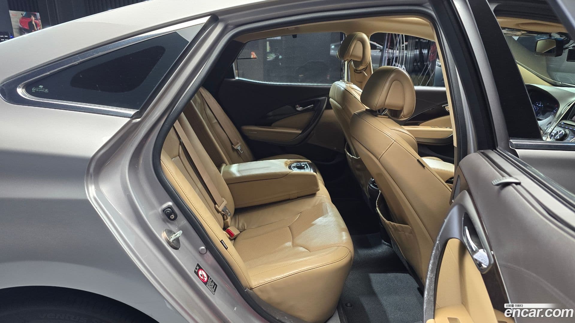 Main__Slider__Photo:Grandeur Hyundai 2011.2-11