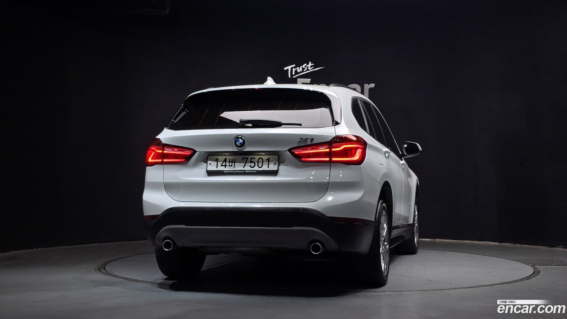 Main__Slider__Photo:X1 BMW 2018.9-3