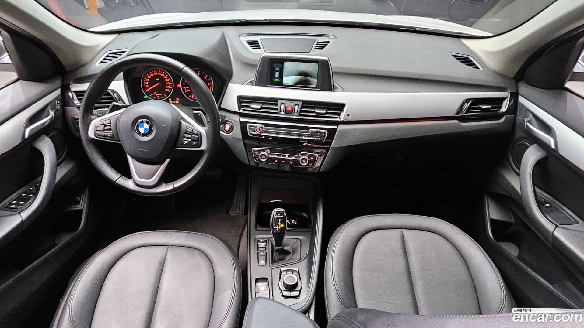 X1 BMW 2018.9-INNER-007