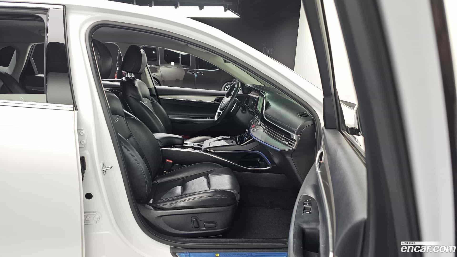 Grandeur Hyundai 2022.2-OPTION-016