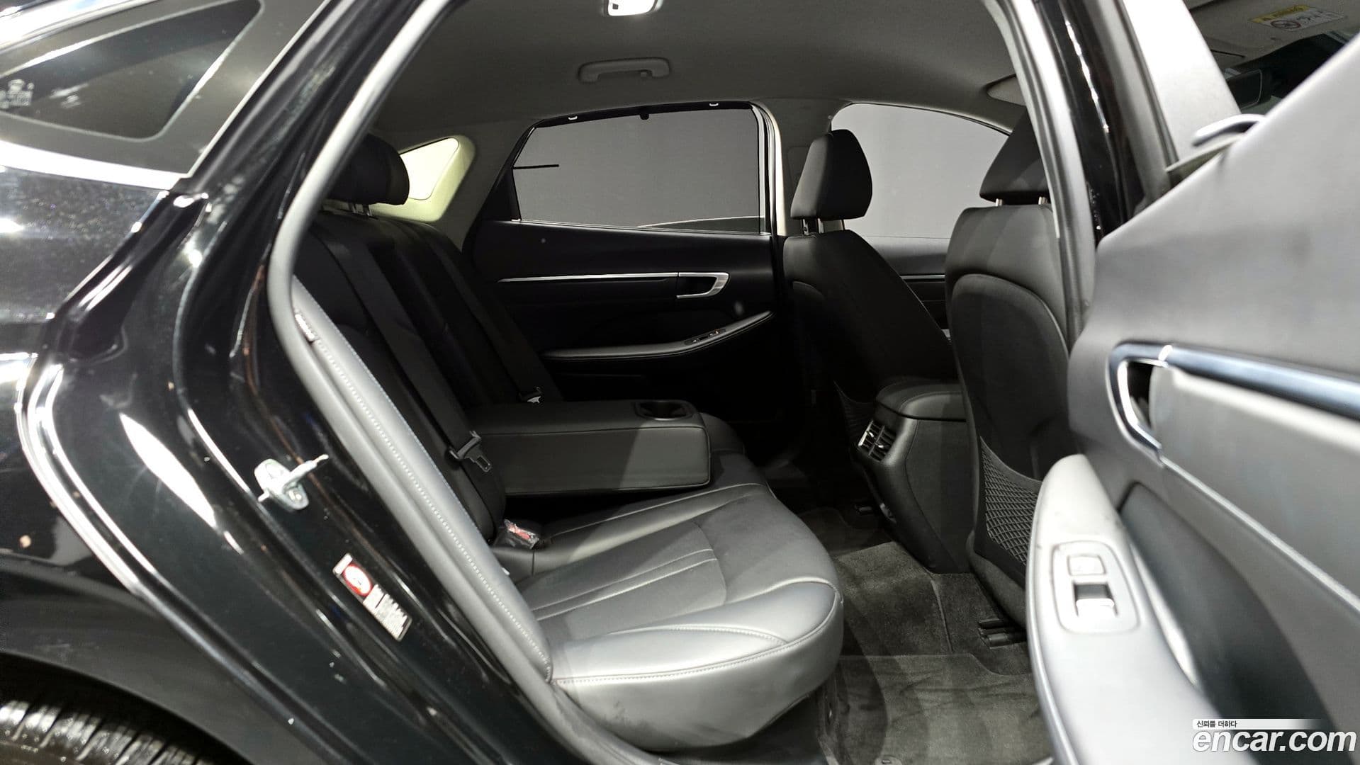 Main__Slider__Photo:Sonata Hyundai 2022.0-11