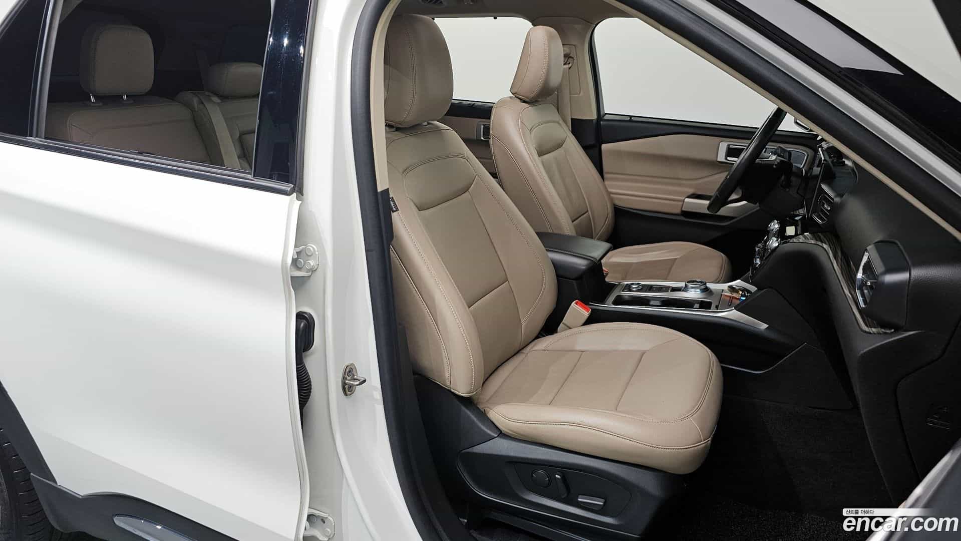 Explorer Ford 2022.7-INNER-010