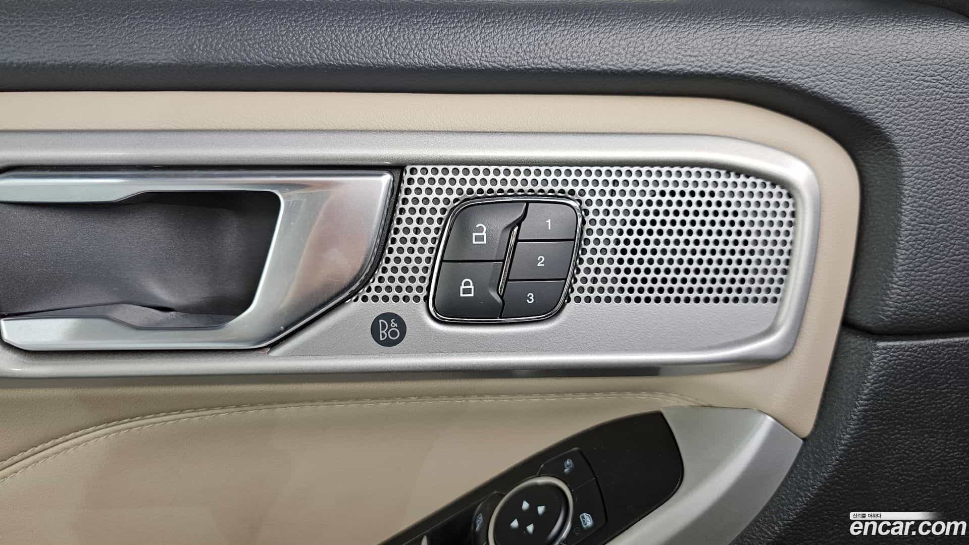 Explorer Ford 2022.7-OPTION-023