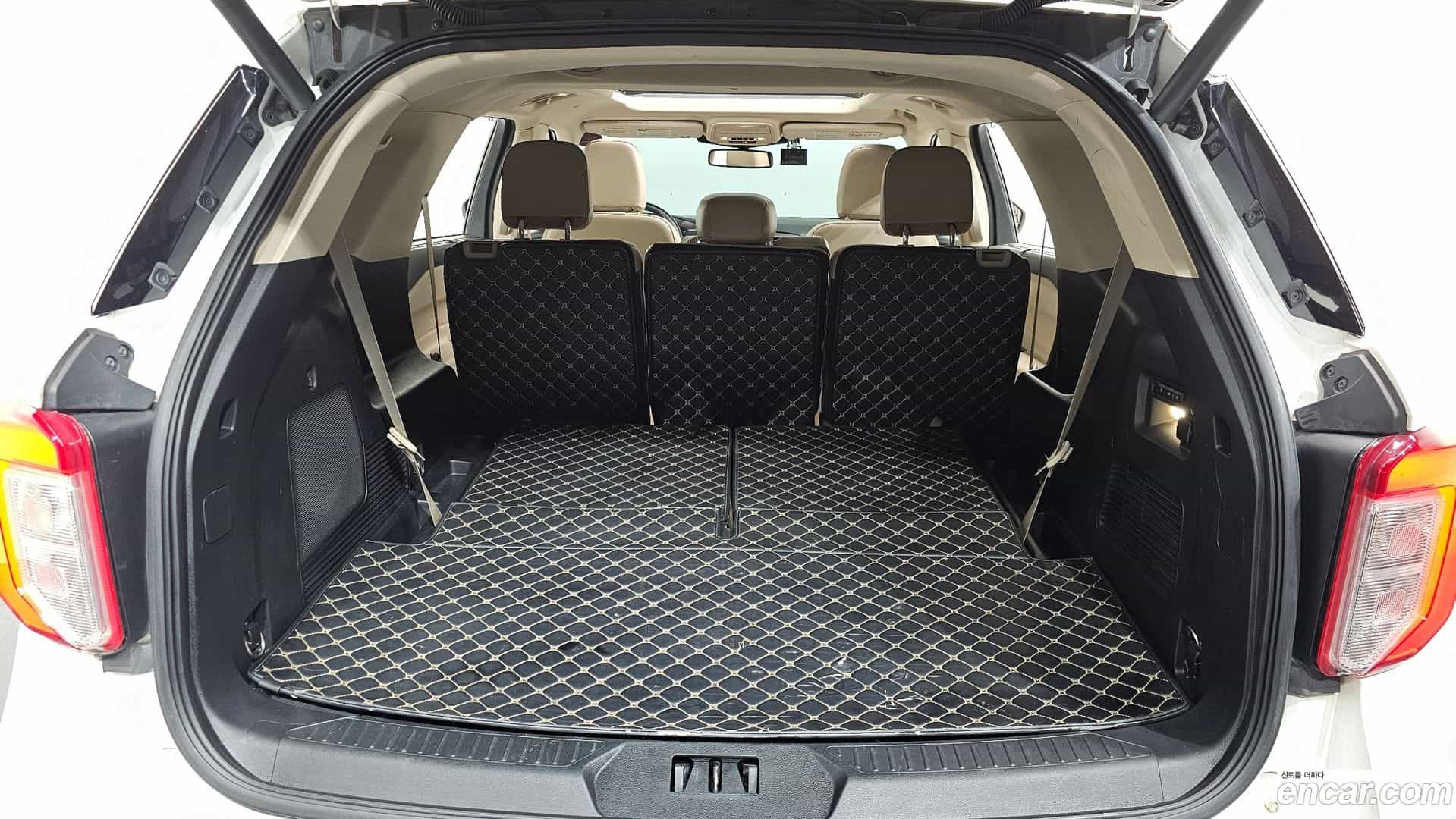 Explorer Ford 2022.7-OPTION-024