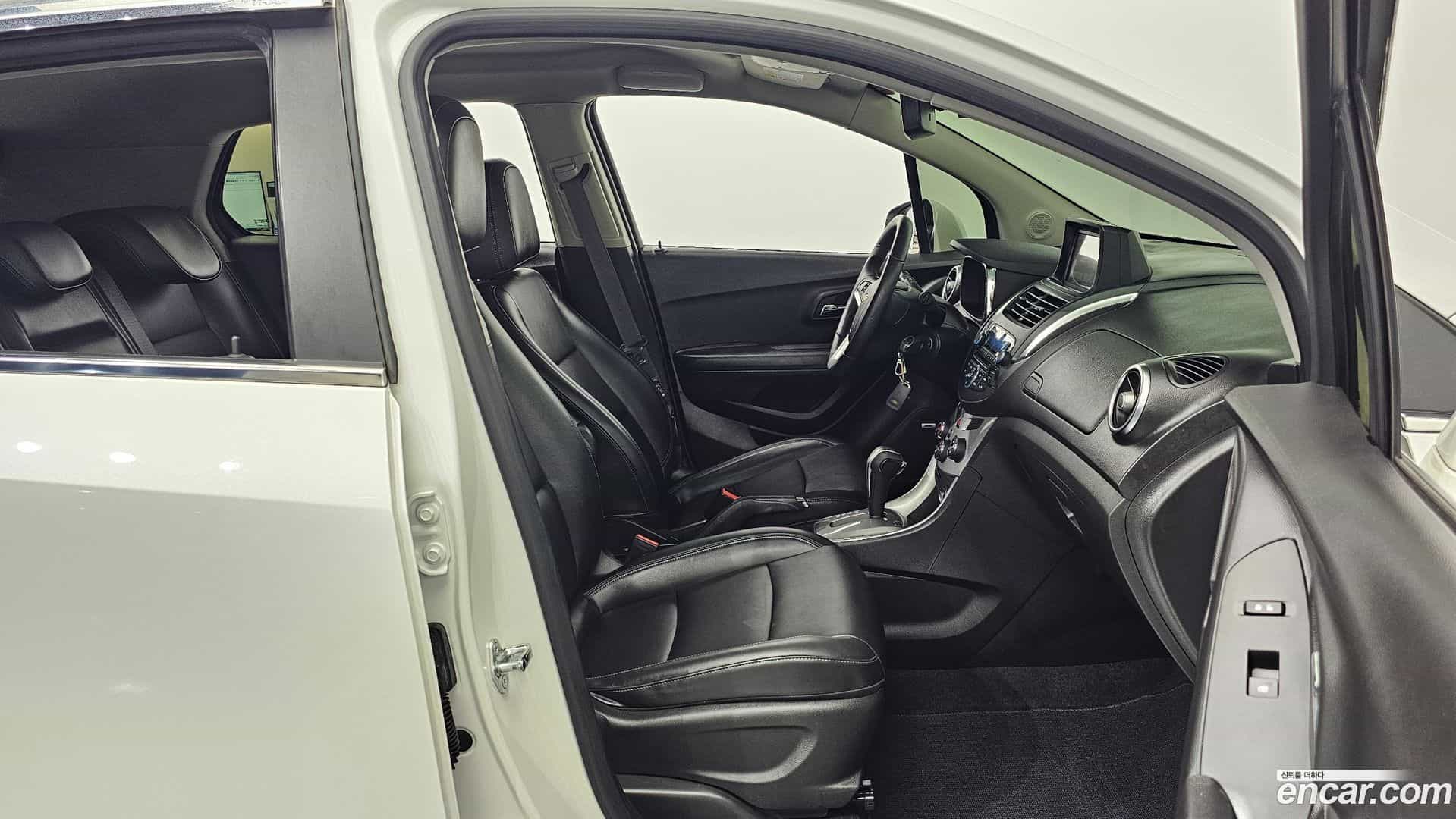 Trax ChevroletGMDaewoo 2015.8-INNER-010