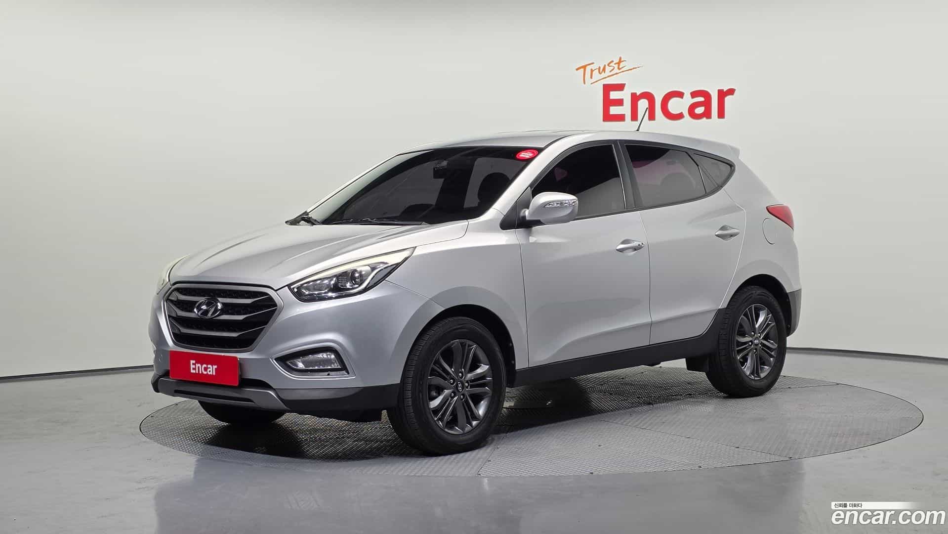 Tucson Hyundai 2013.5-OUTER-001