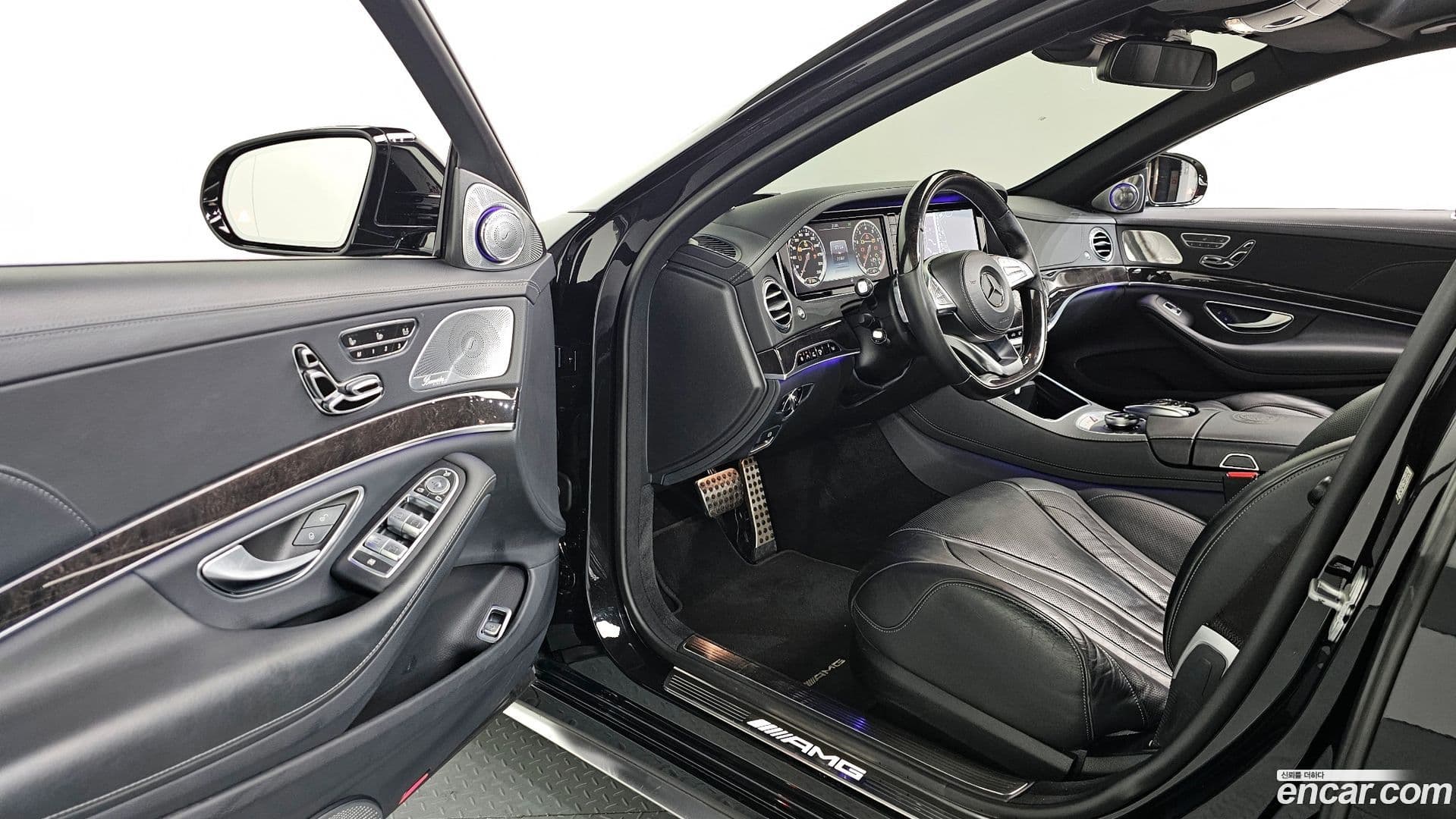 Main__Slider__Photo:S-Class Mercedes-Benz 2017.2-10