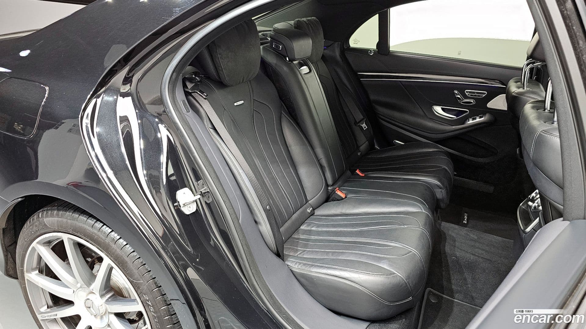 Main__Slider__Photo:S-Class Mercedes-Benz 2017.2-11