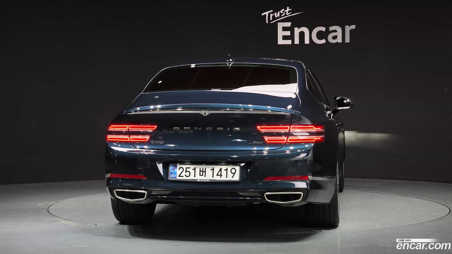 G80 Genesis 2022.1-OUTER-004