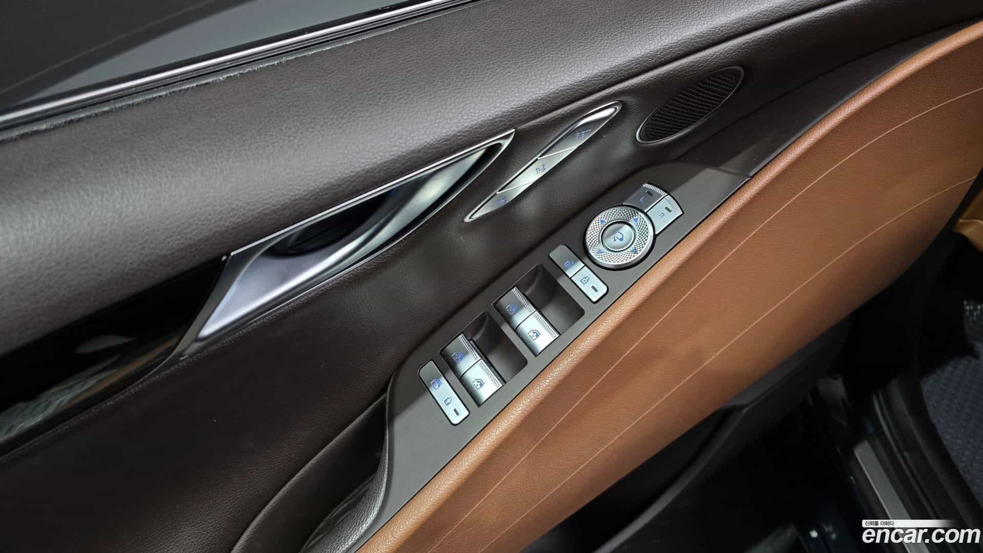 G80 Genesis 2022.1-OPTION-023