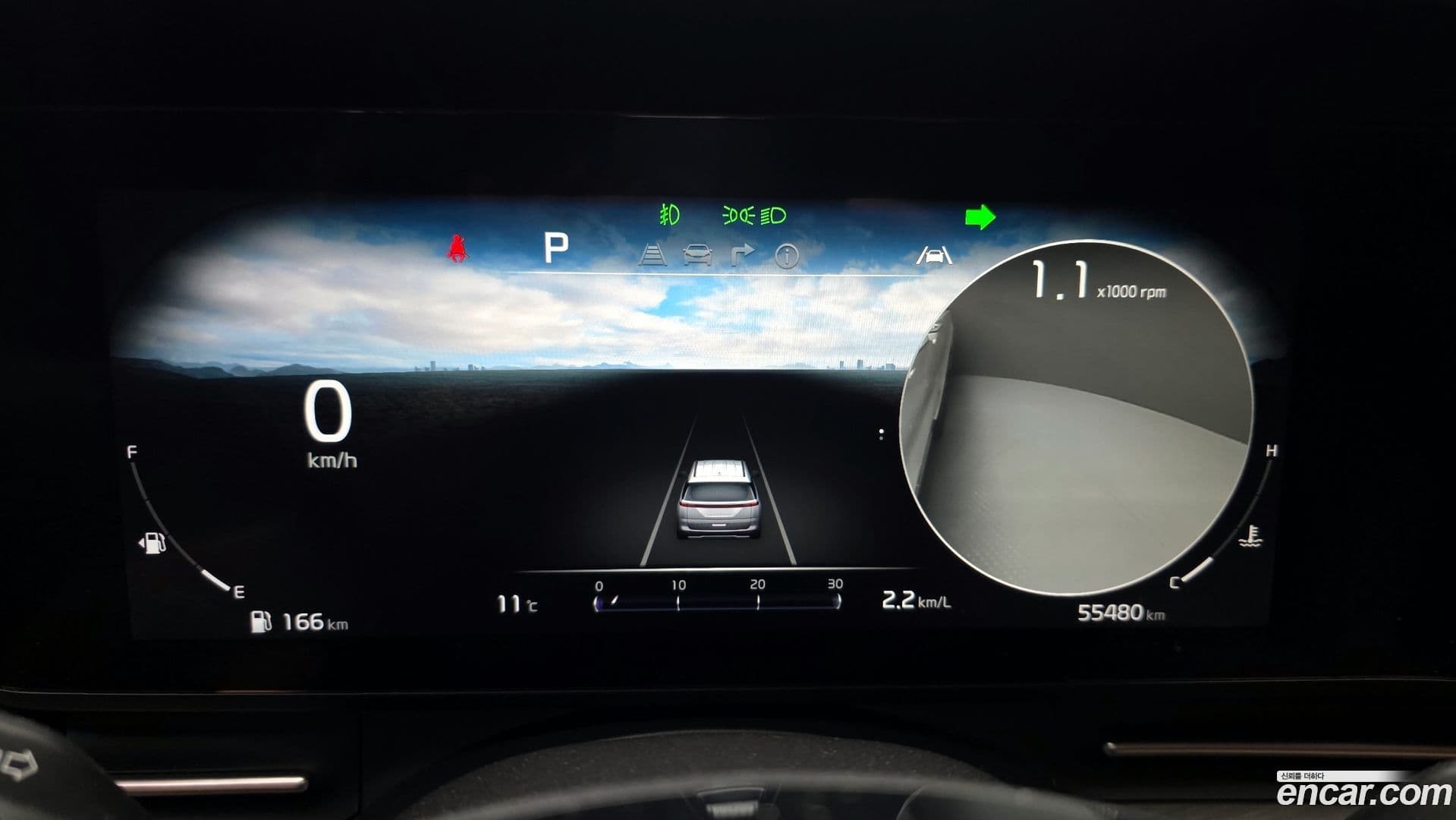 Main__Slider__Photo:Canival Kia 2023.0-7