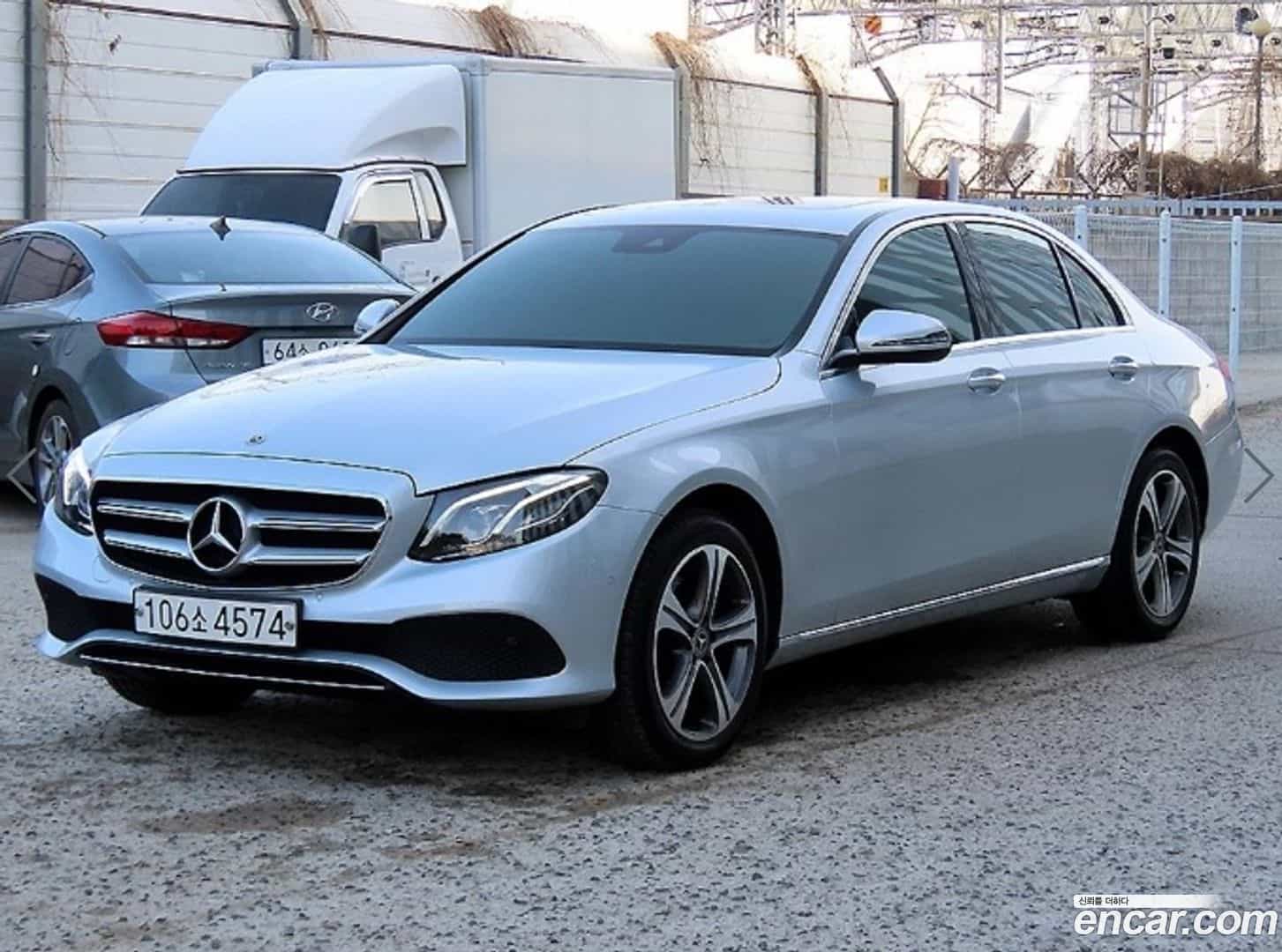 E-Class Mercedes-Benz 2019.4-OUTER-002