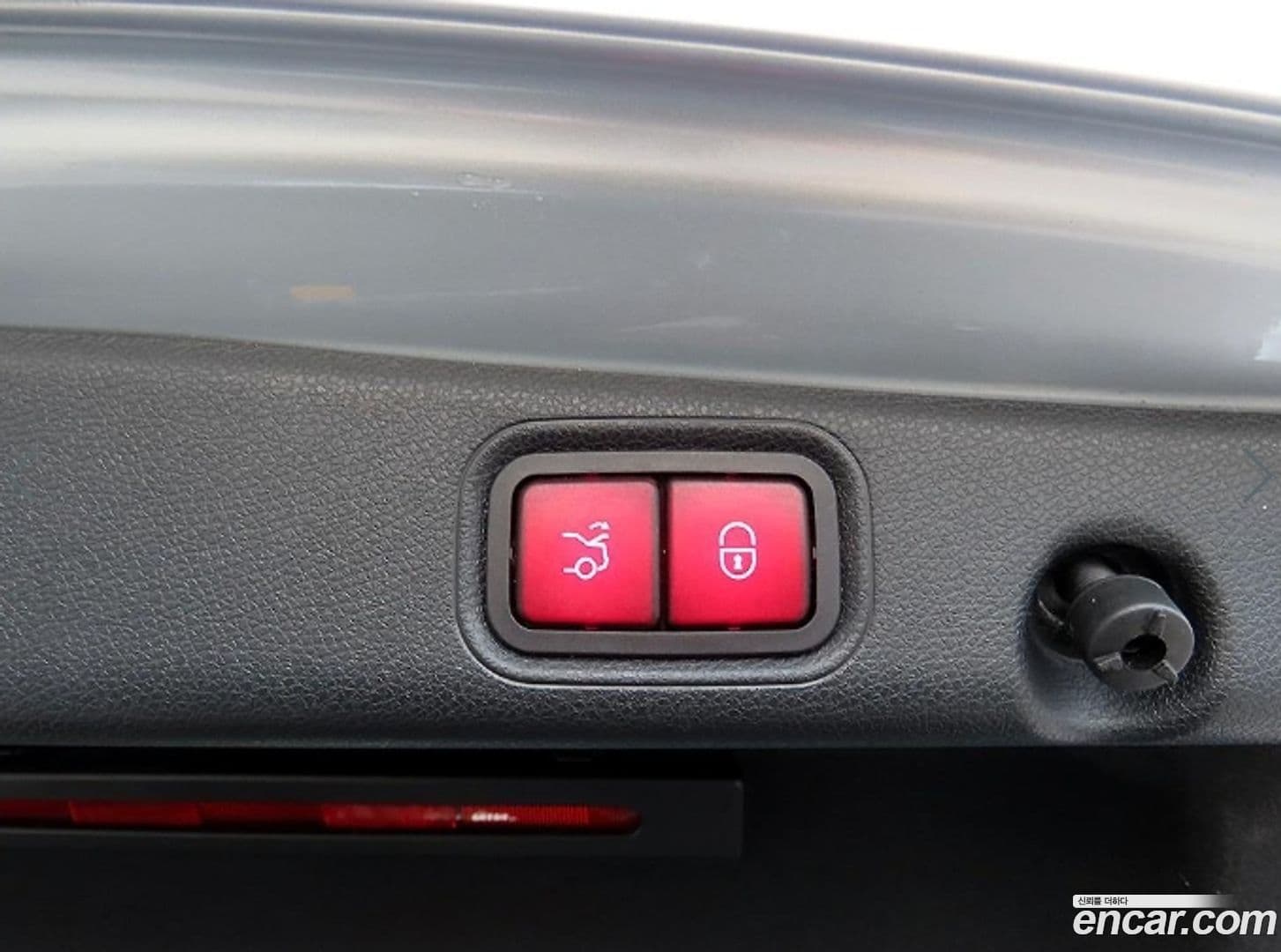 Main__Slider__Photo:E-Class Mercedes-Benz 2019.4-16