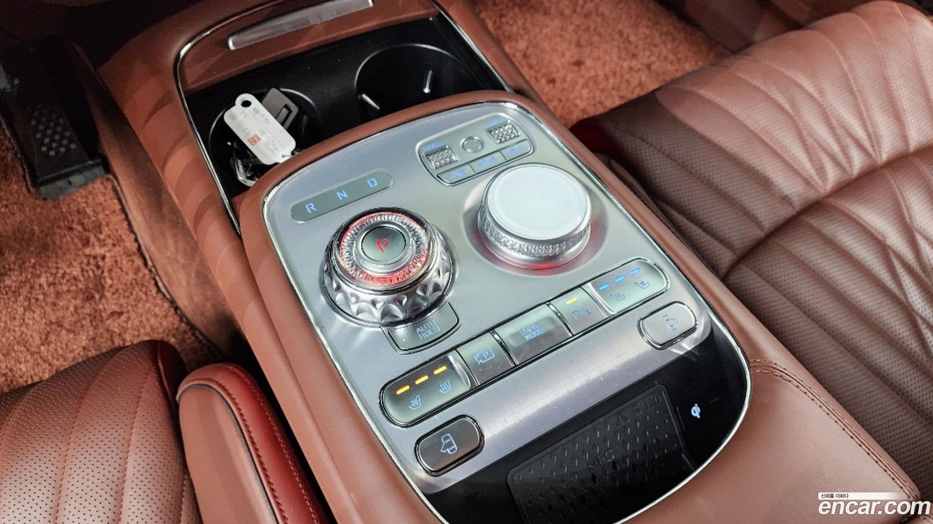 Main__Slider__Photo:G90 Genesis 2024.2-8