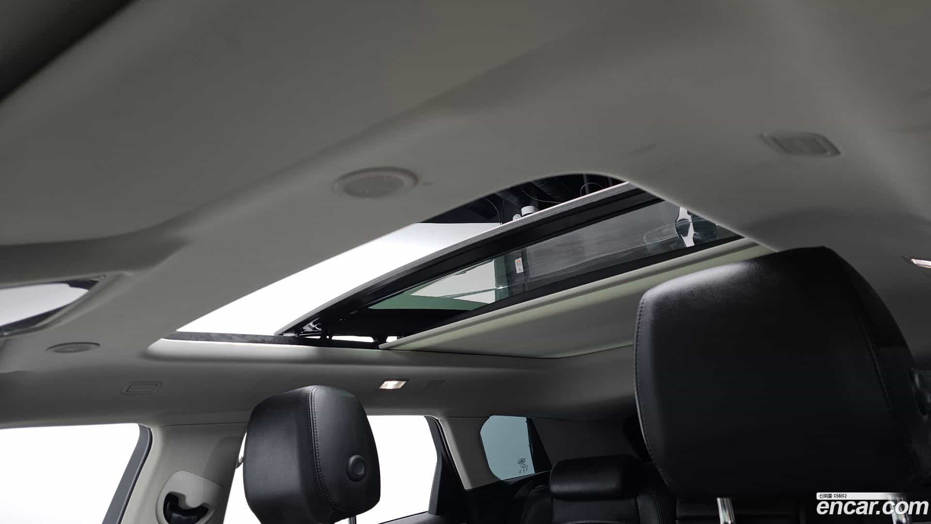 Range Rover Evoque Land Rover 2025.3-OPTION-021