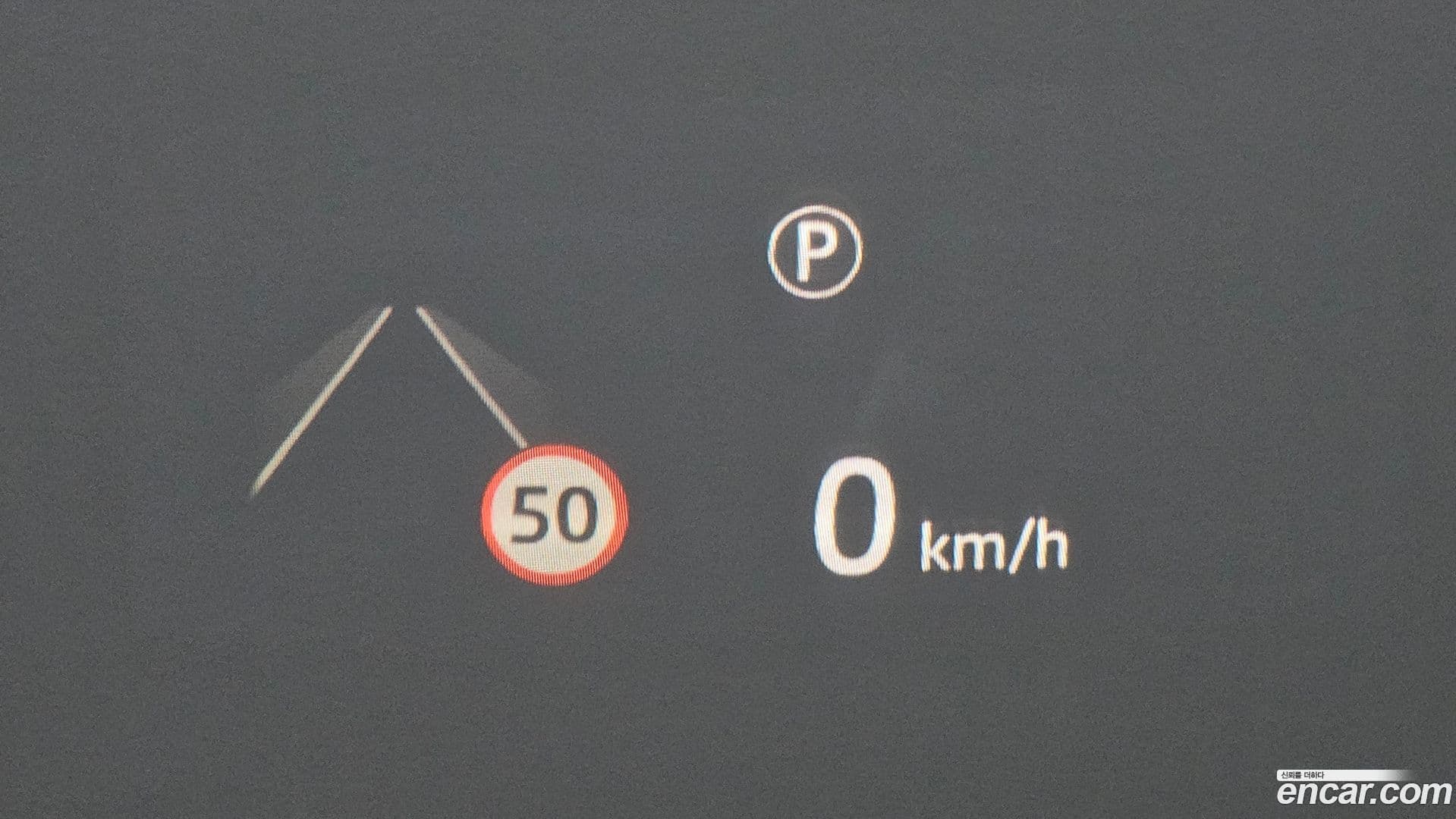 Main__Slider__Photo:Range Rover Evoque Land Rover 2025.3-17