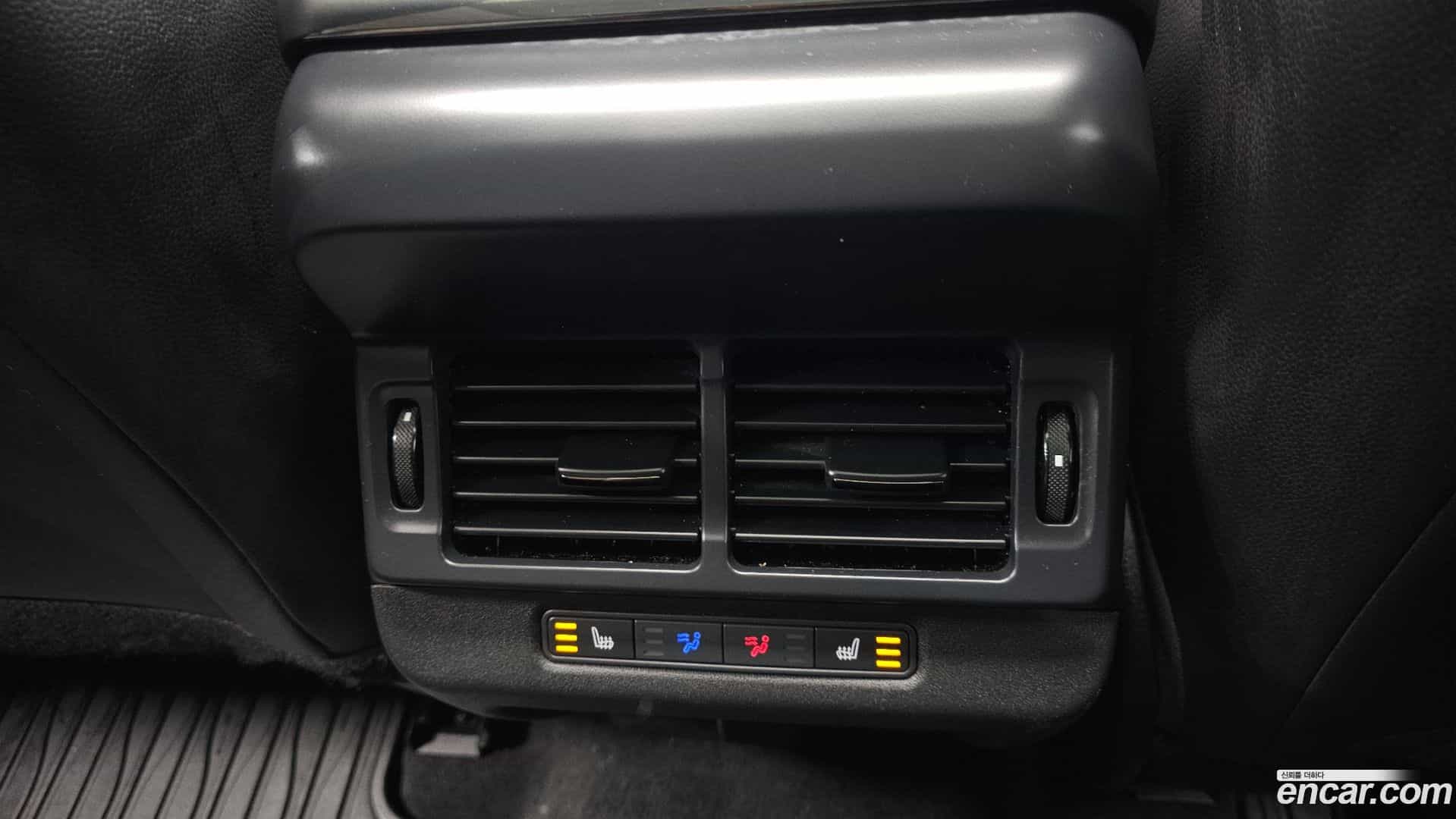 Range Rover Evoque Land Rover 2025.3-OPTION-023