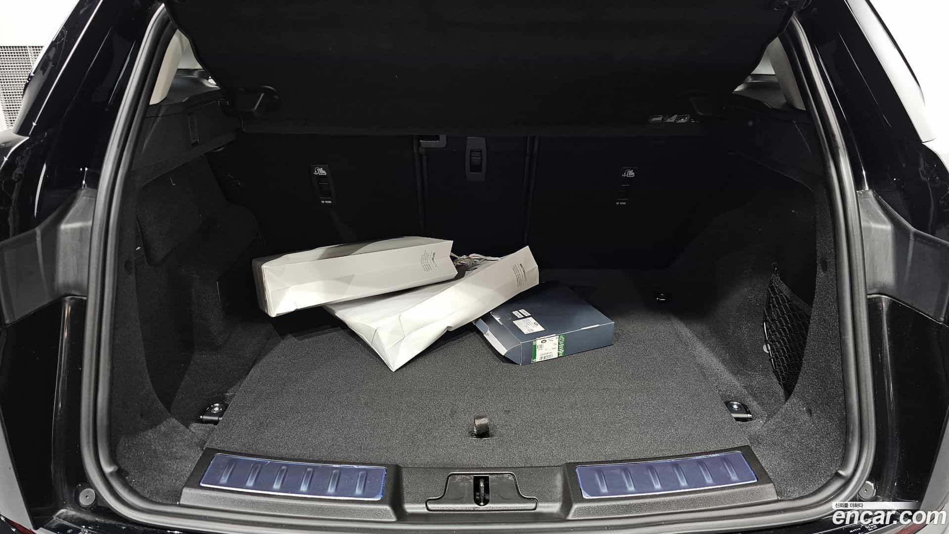 Range Rover Evoque Land Rover 2025.3-OPTION-024