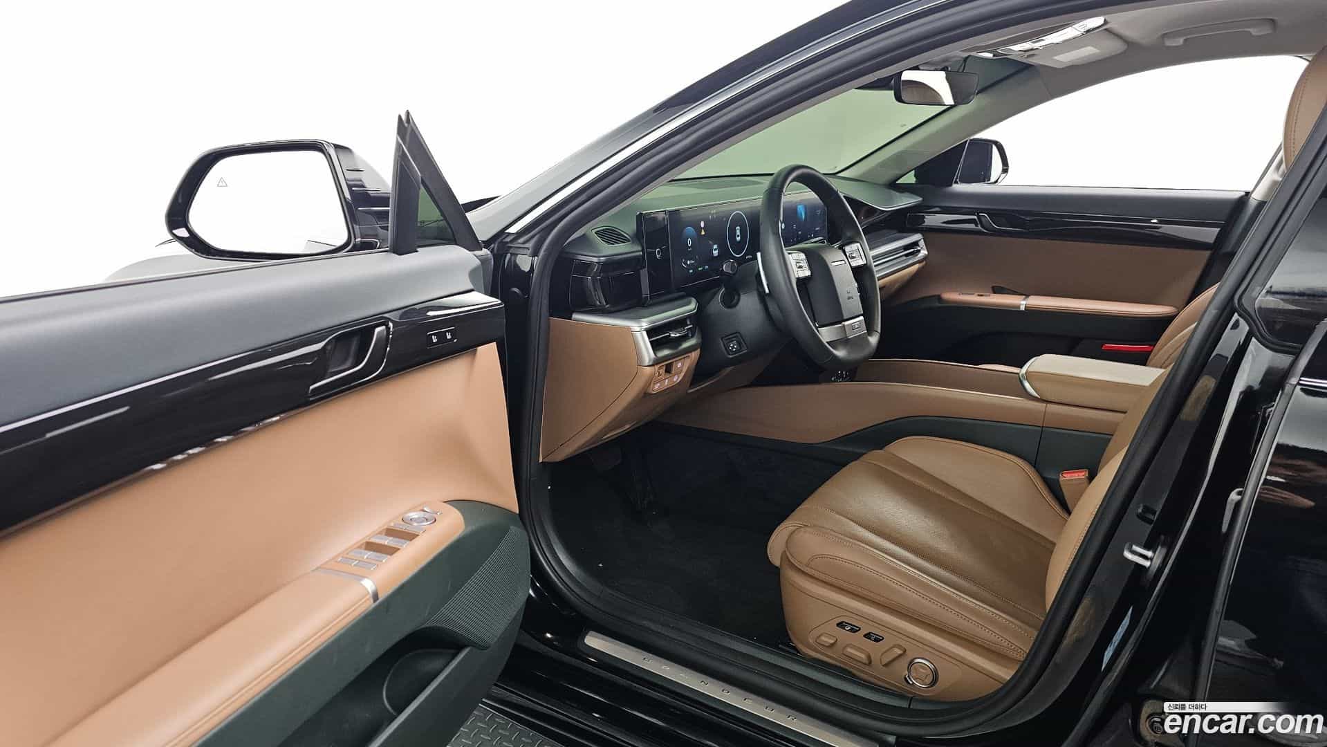 Grandeur Hyundai 2023.1-OPTION-015