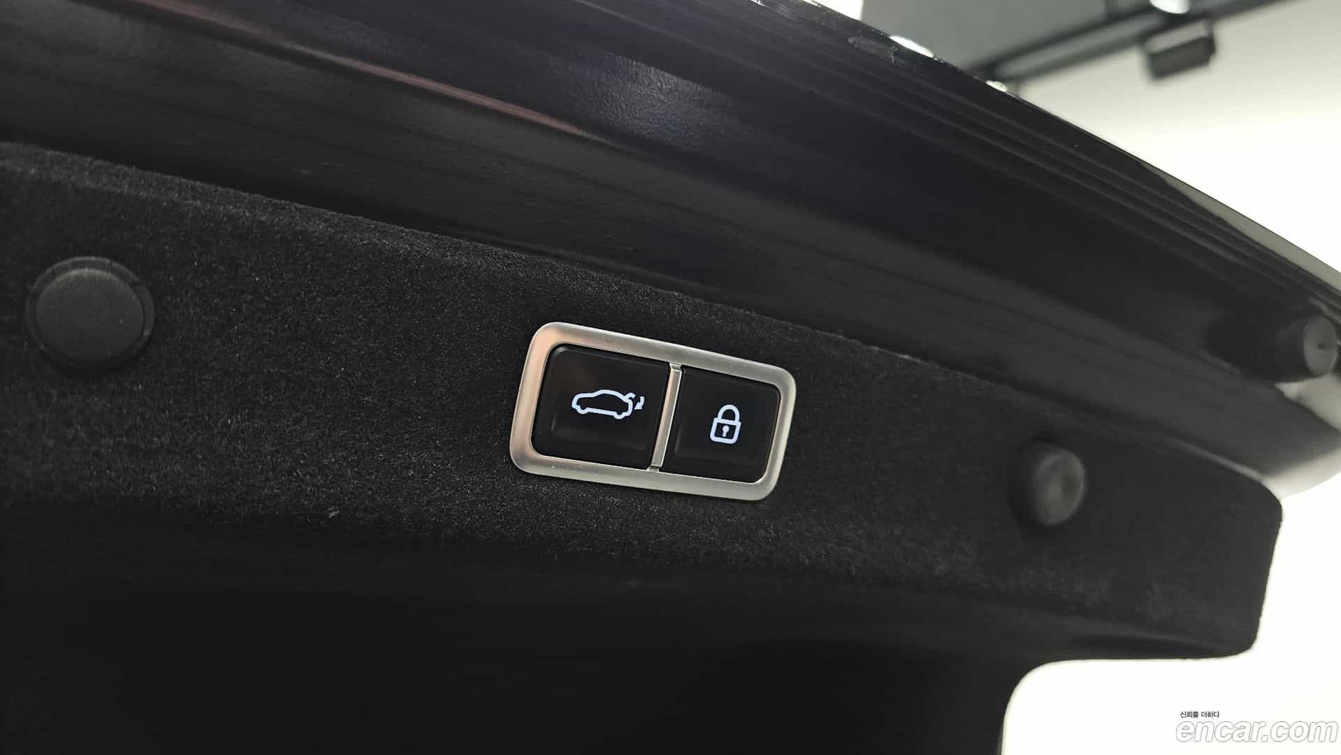 Grandeur Hyundai 2023.1-OPTION-020