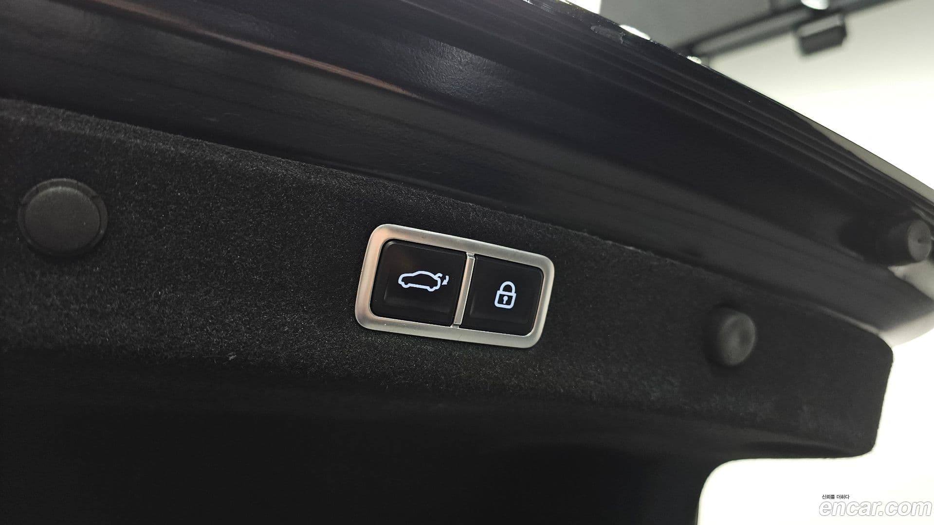 Main__Slider__Photo:Grandeur Hyundai 2023.1-15