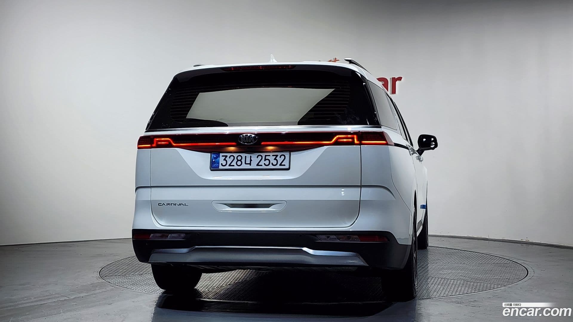 Main__Slider__Photo:Canival Kia 2021.4-3