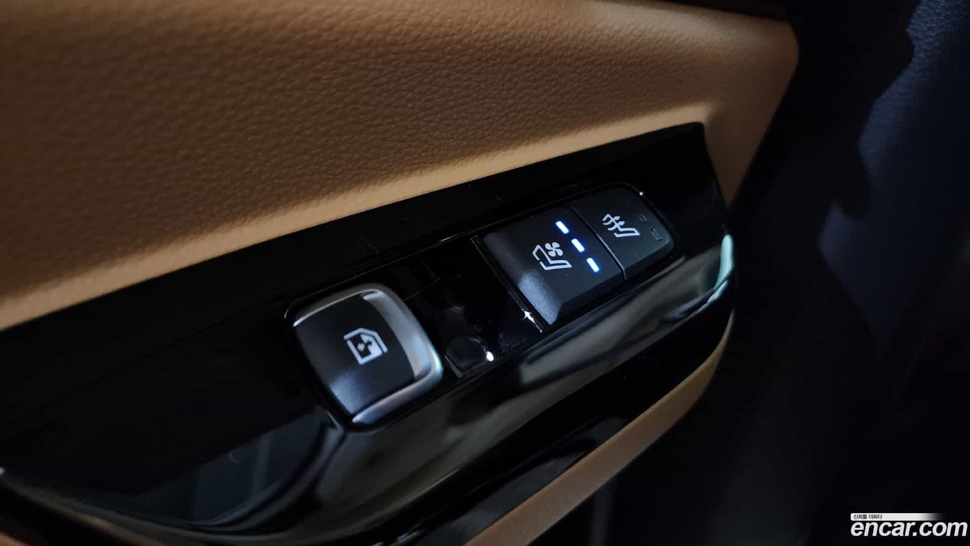 Canival Kia 2021.4-OPTION-023