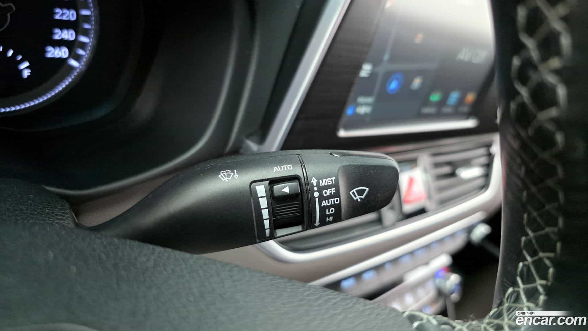 Grandeur Hyundai 2019.5-OPTION-018