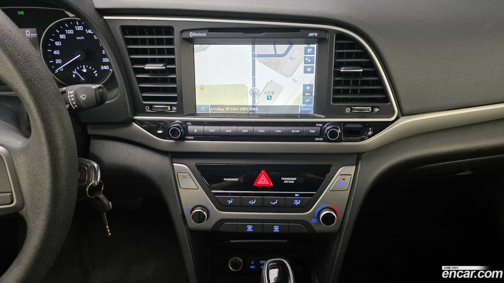 AVANTE Hyundai 2016.7-OPTION-023