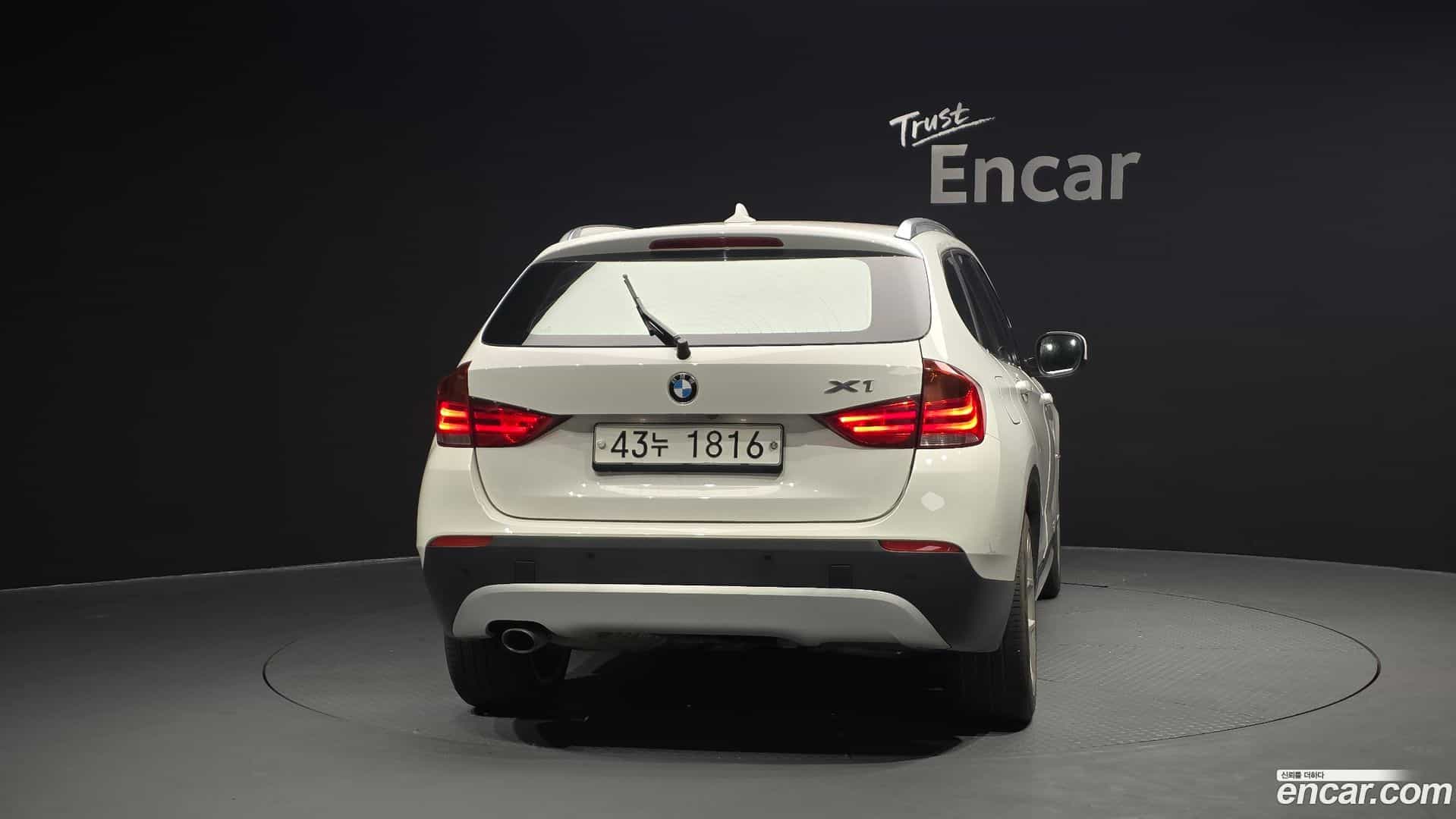 X1 BMW 2010.11-OUTER-004