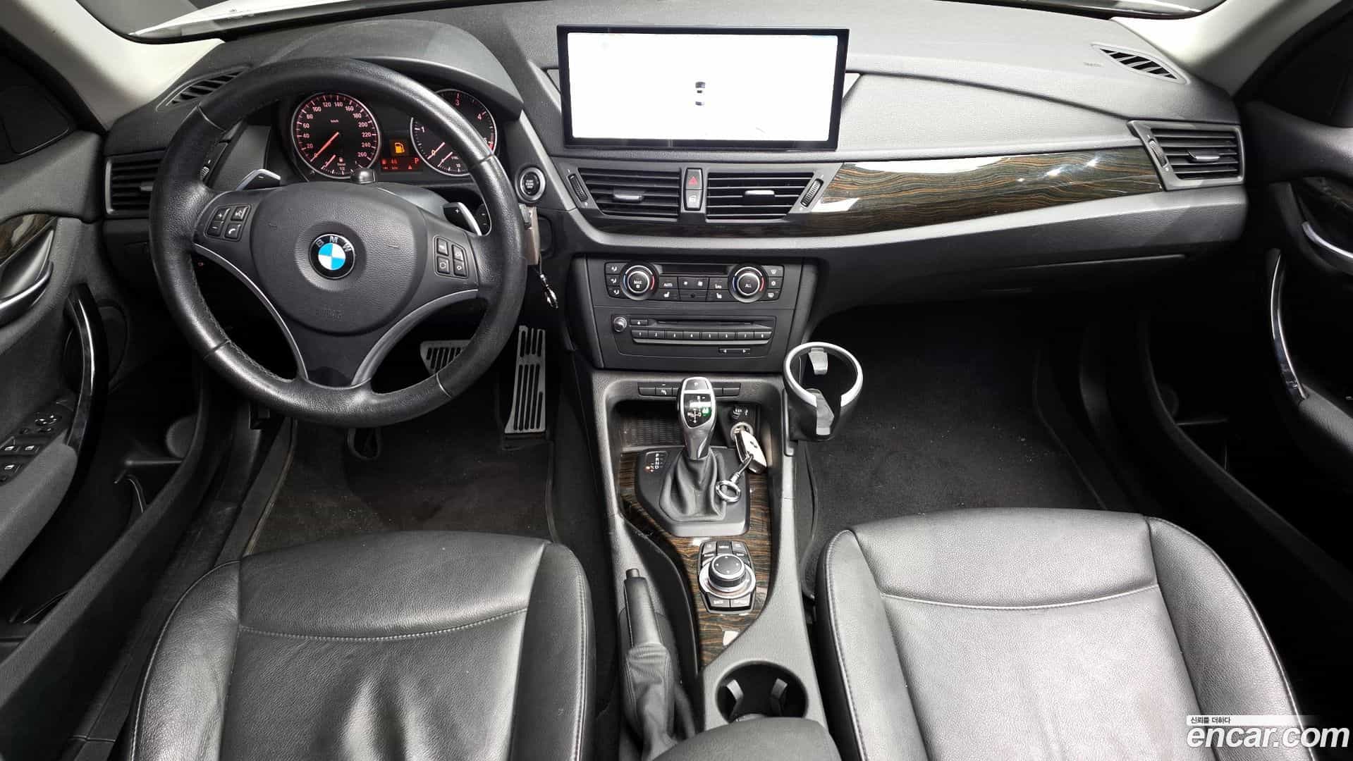 X1 BMW 2010.11-INNER-007