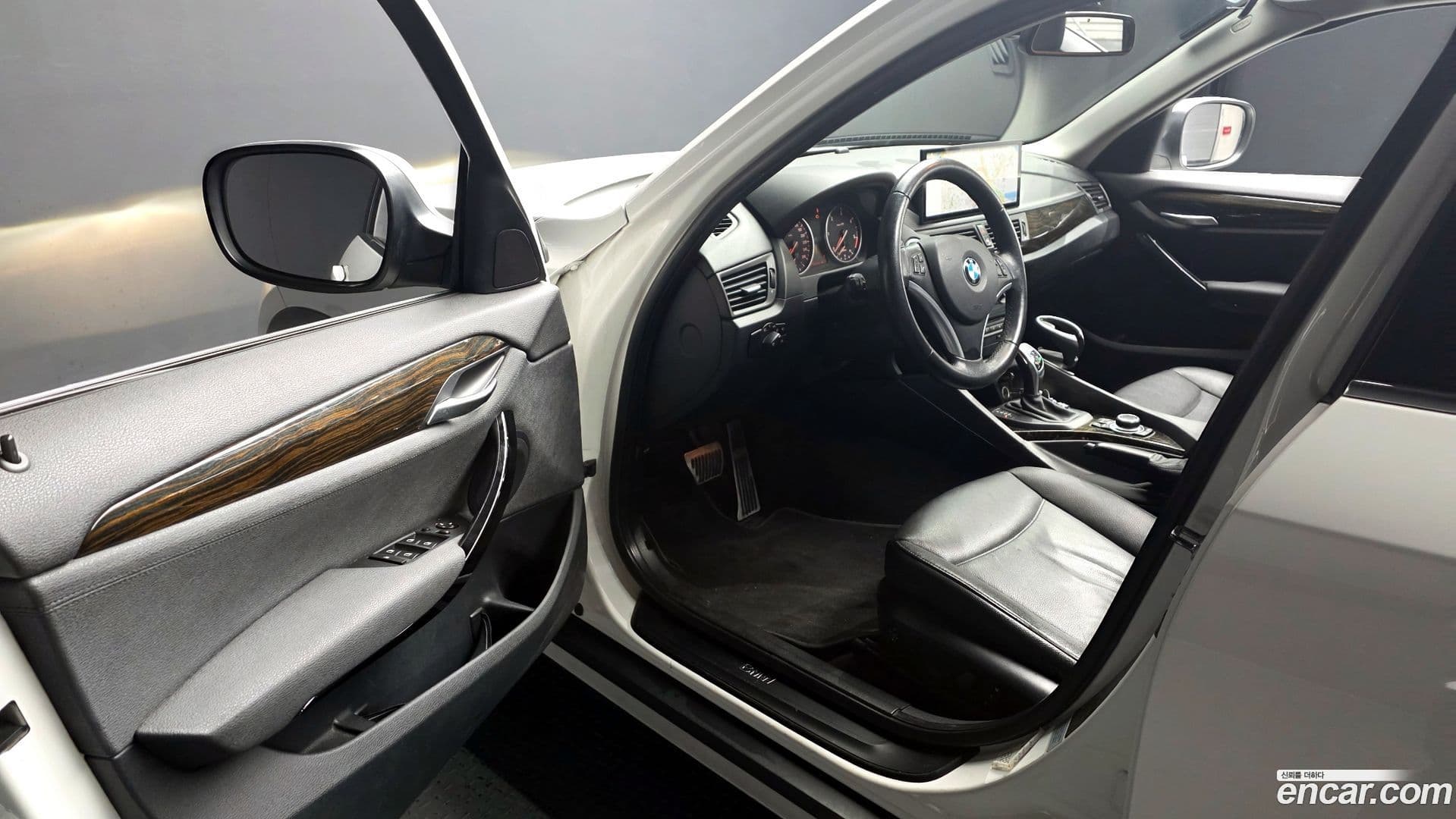 Main__Slider__Photo:X1 BMW 2010.11-9