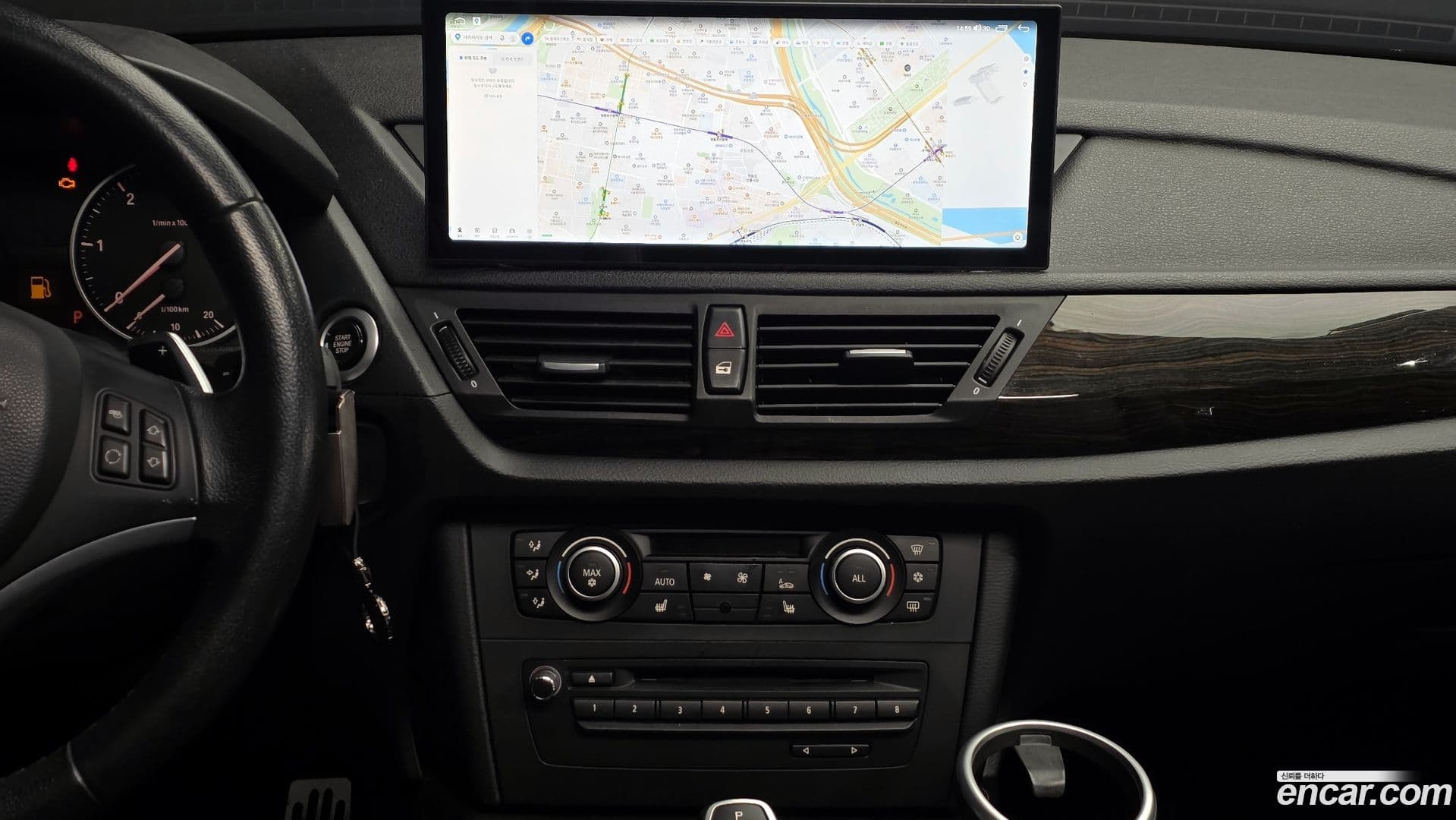 Main__Slider__Photo:X1 BMW 2010.11-13